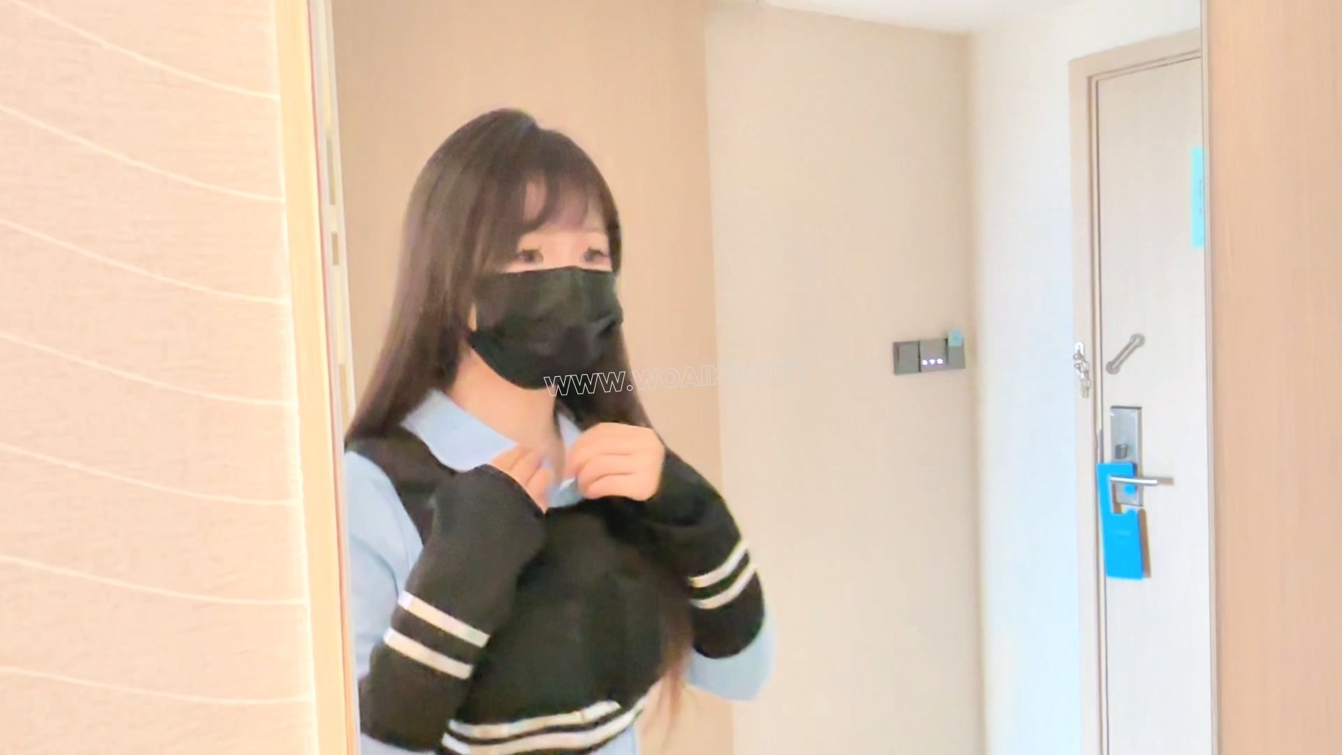潜伏室内捂晕玩弄震动Coser 迷晕小美coser 预览图