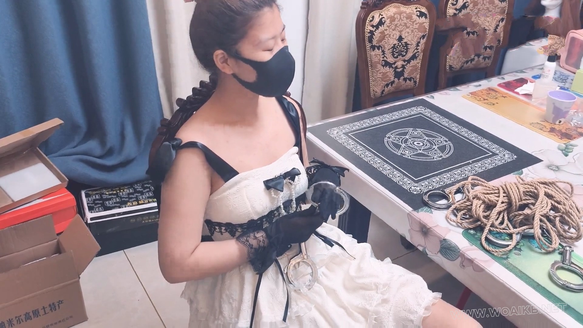 【美女魔术师主动求绑】结果挣脱失败 惨遭紧缚TK 玩弄放置 足控福利！ 封面图