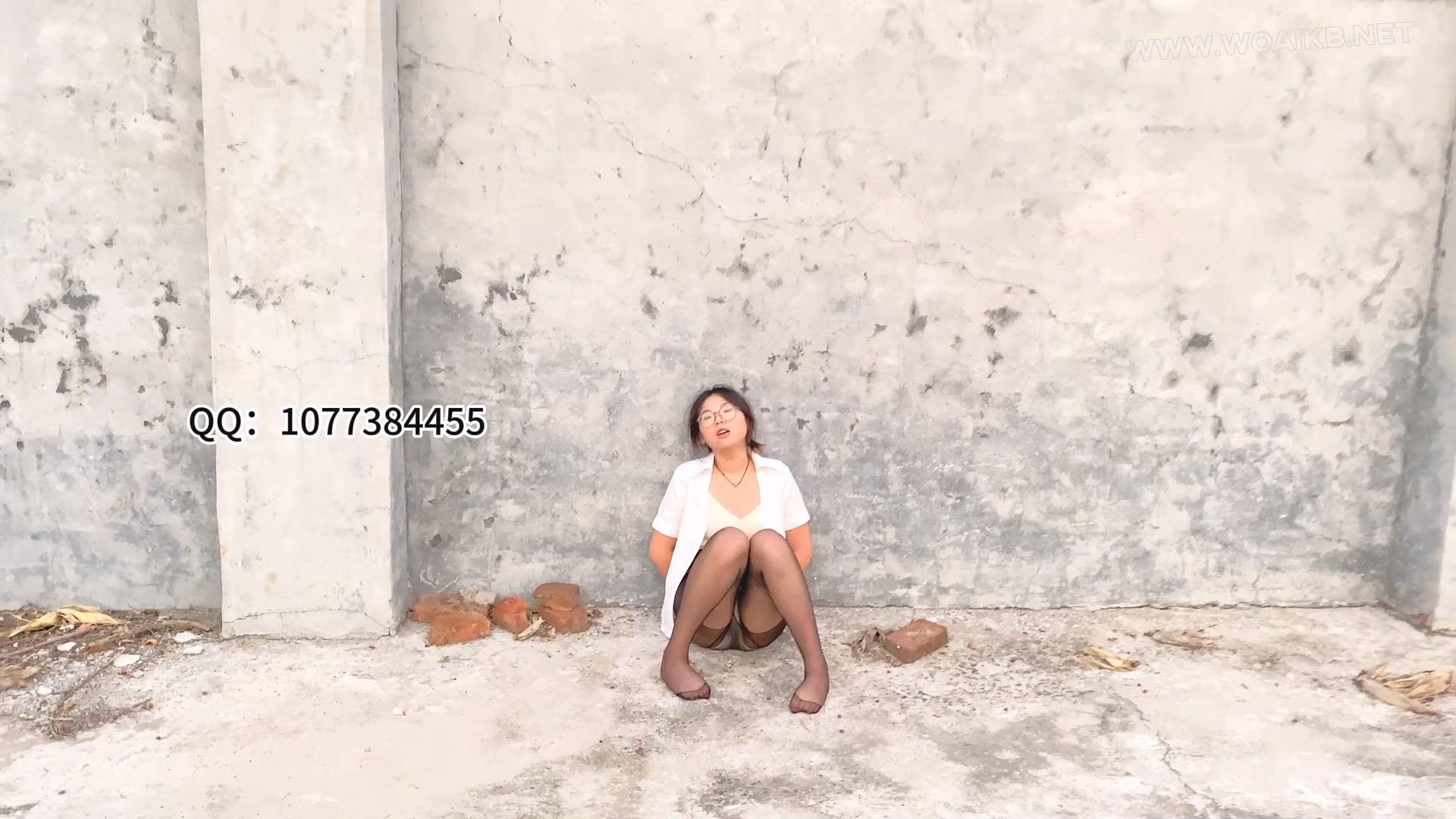银行职员夏可，遭人报复迷晕走绳。 预览图