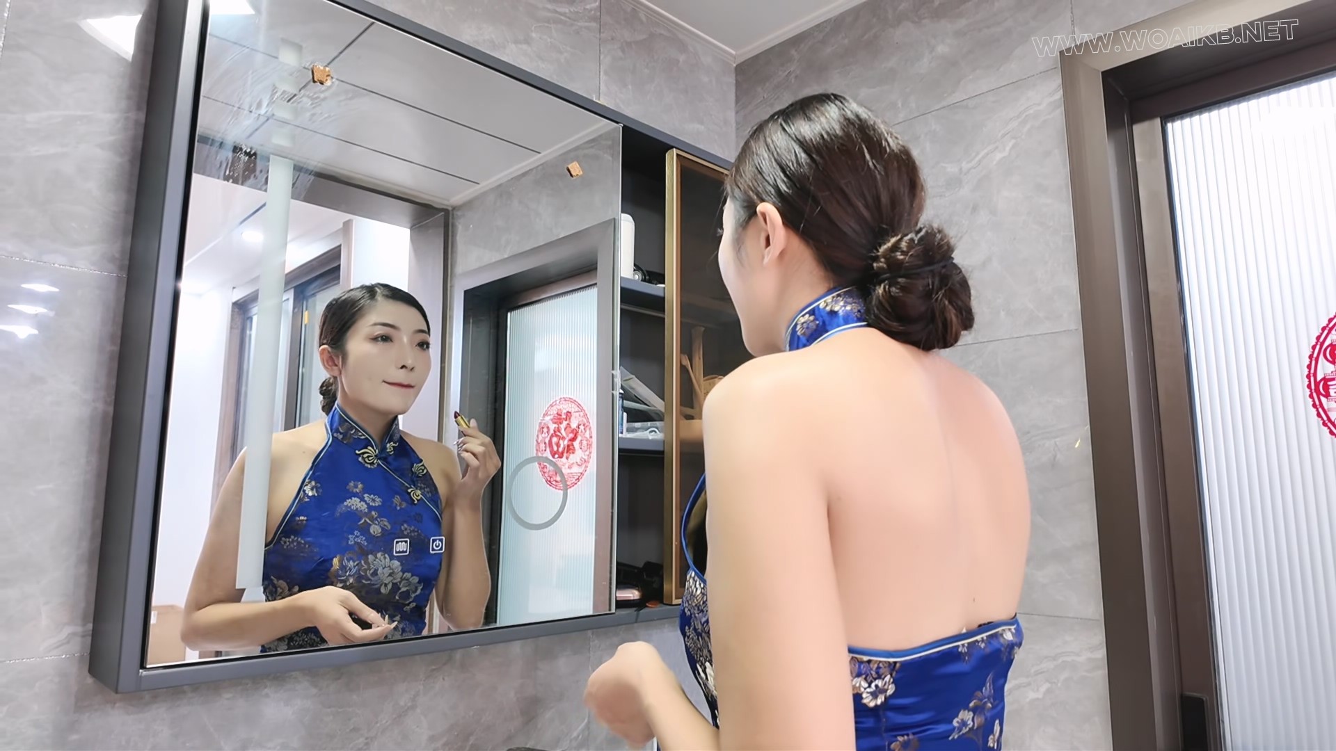 定拍绑架之佳佳蓝旗袍 预览图