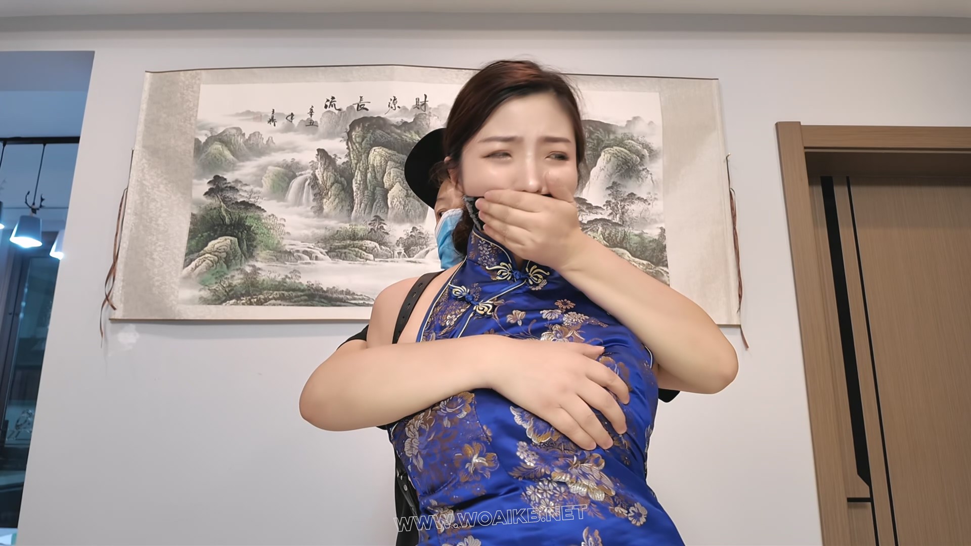 定拍绑架之佳佳蓝旗袍 预览图