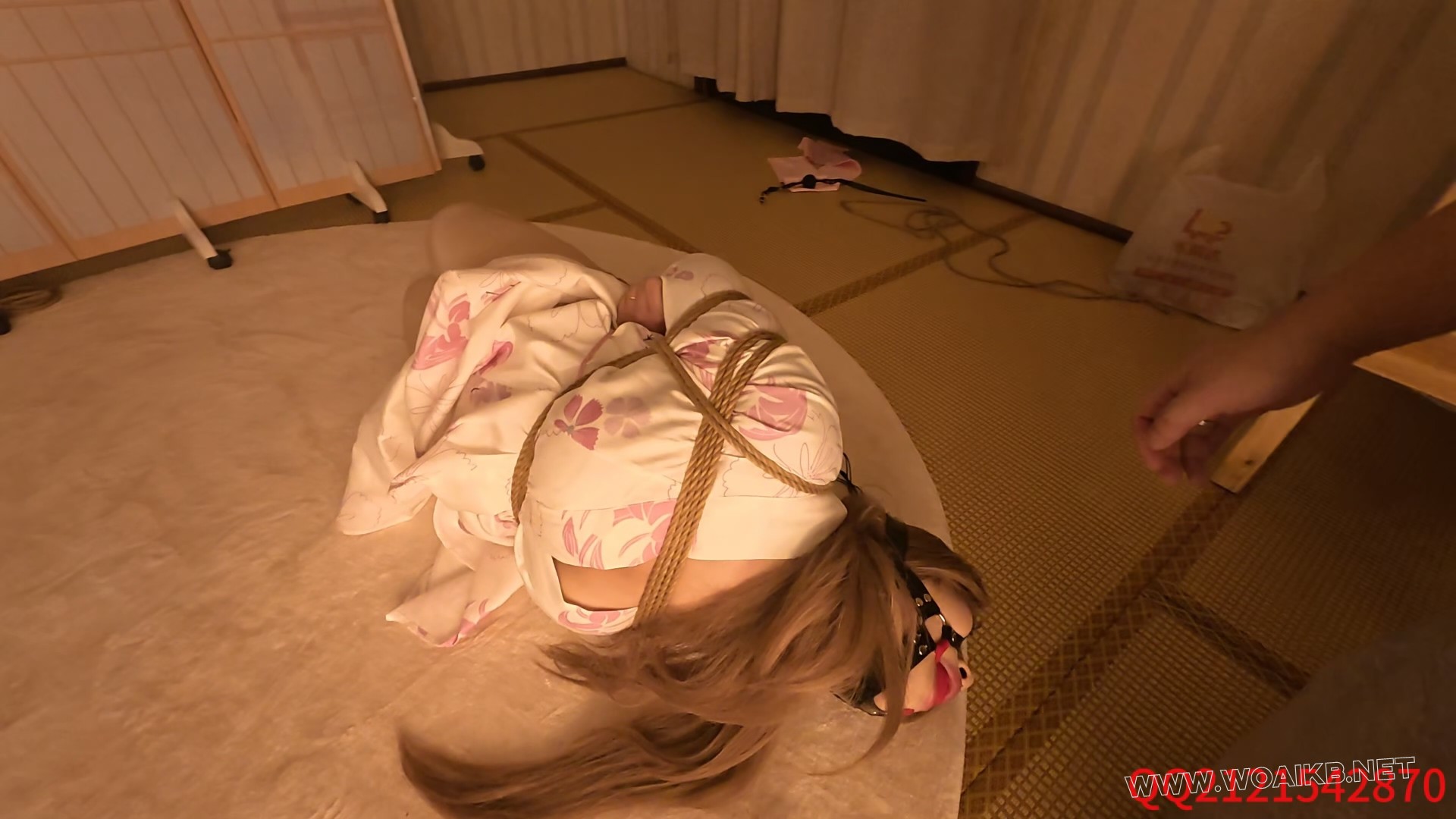 小美和服女神体验多种紧缚强制抬头郊狼电击耳光 预览图
