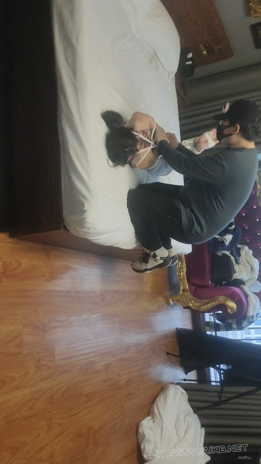 嗷嗷欧式深喉口球揉胸道具调教 预览图