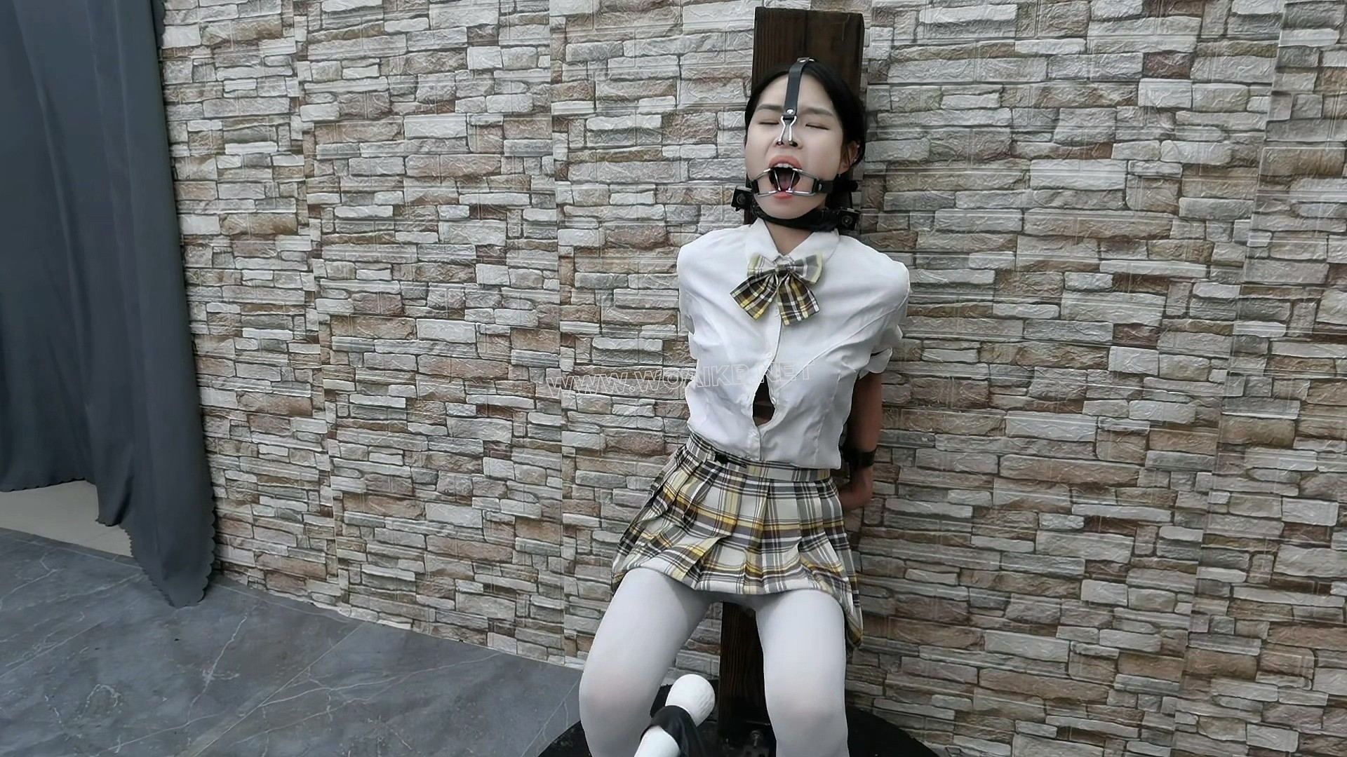 【失禁】语涵想转正老板的正式秘书必须满足老板的要求,为了老板的爱好,那就开始 预览图