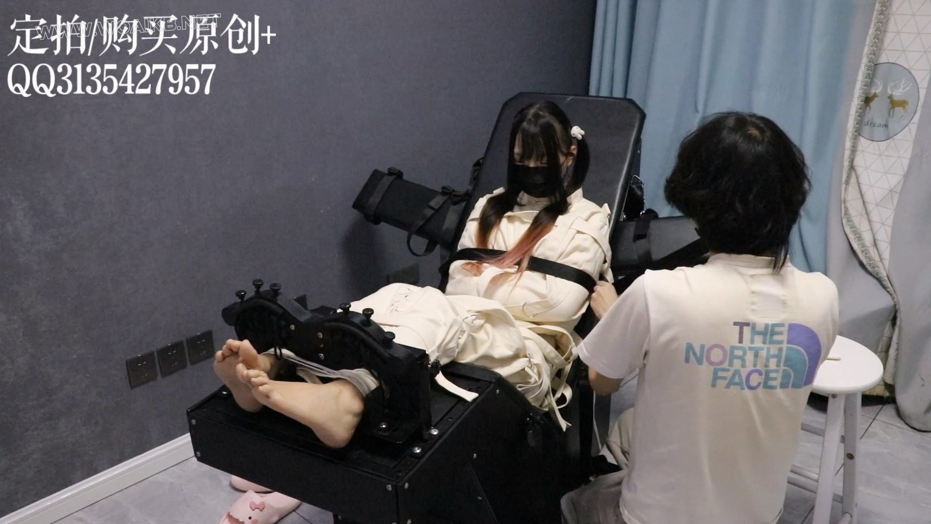 【极端系列】真处刑级足底TK，挑战历史挠痒强度最高！TK登神长阶！真实崩溃破防嚎... 预览图