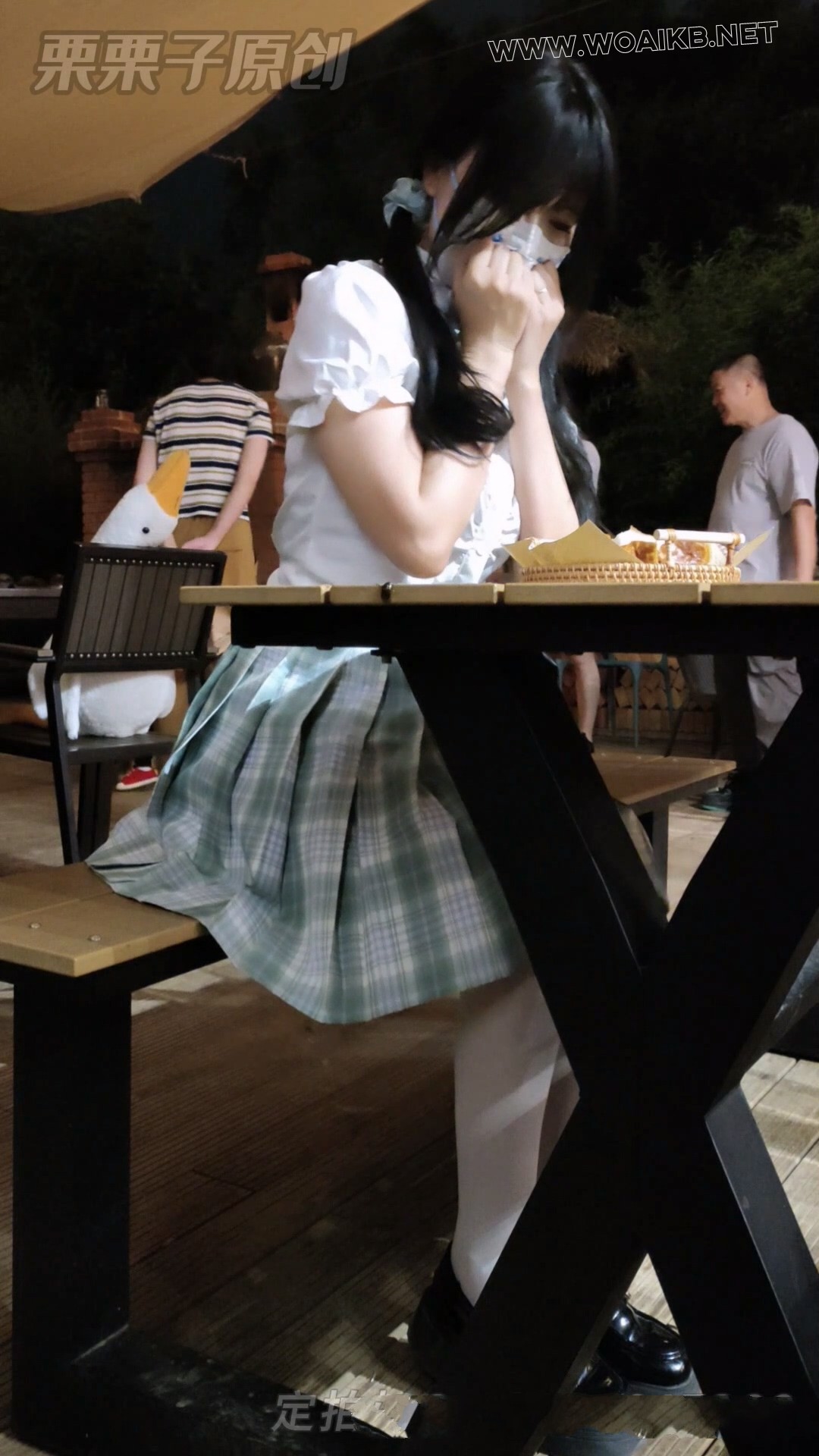 《完成任务的M模特 05》 户外强高、任务、龟甲缚、公共餐厅强高、白丝、JK、双马尾 预览图