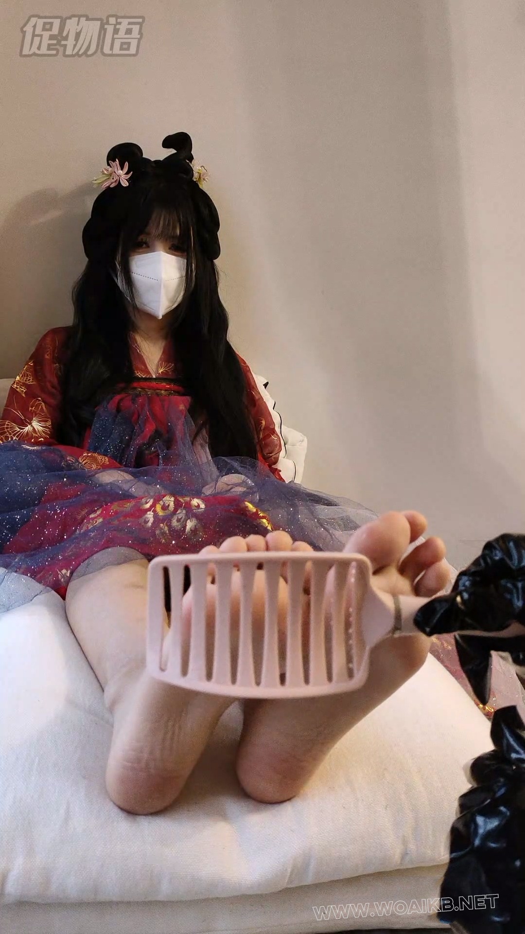 《玩具小萝莉TK 007》 白丝、汉服、挠痒痒、弱鸡脚底板、TK调教 预览图