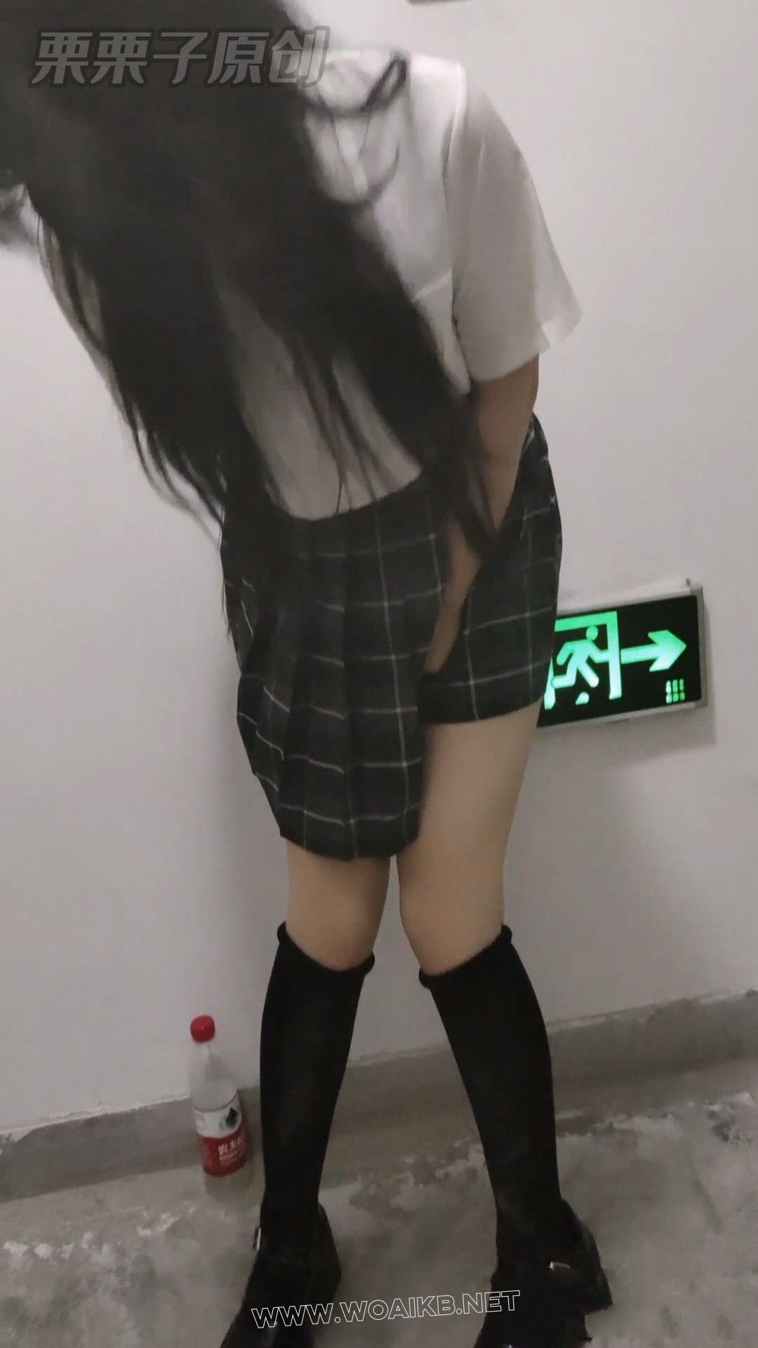 《完成任务的M模特 06》 户外强高、M任务、户外换装、户外失禁、黑丝、JK、OL 预览图