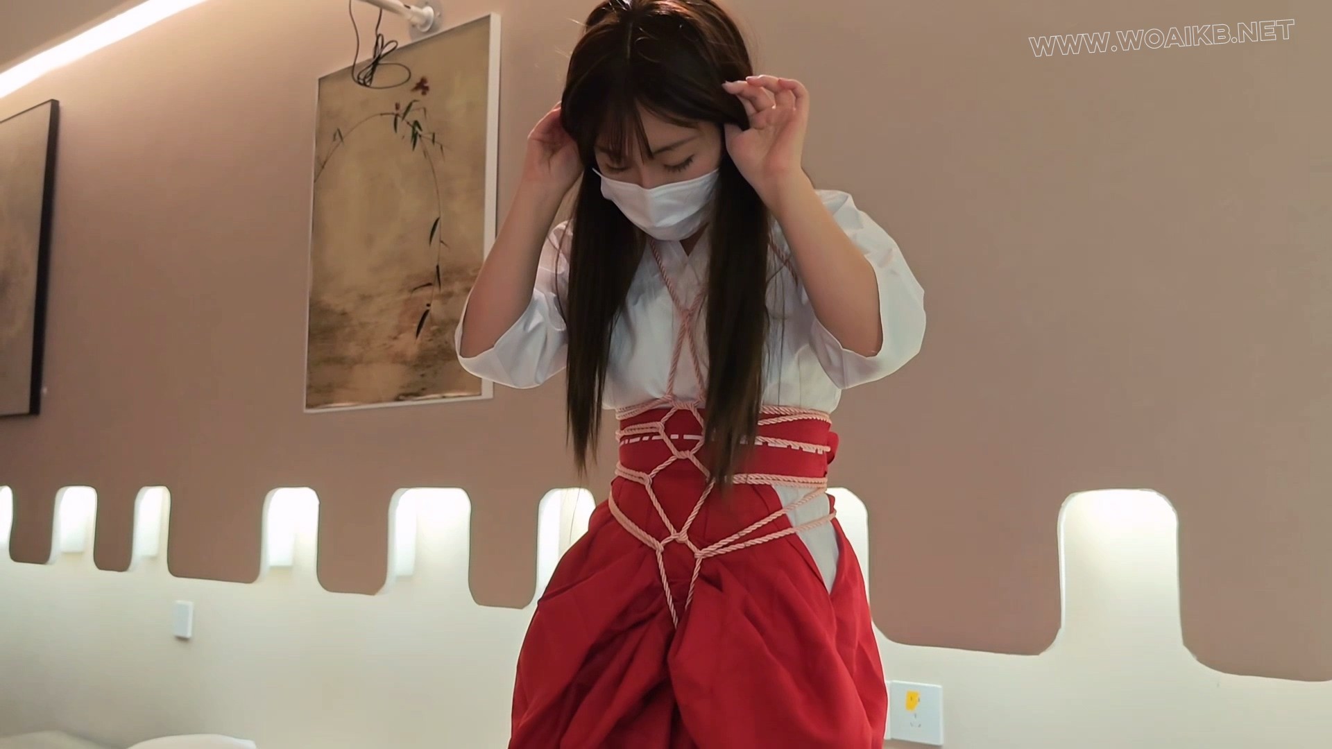 苏苏_惩戒巫女 镣铐，龟甲，跳d跪爬，吊手tk，sp，胶带m腿 预览图