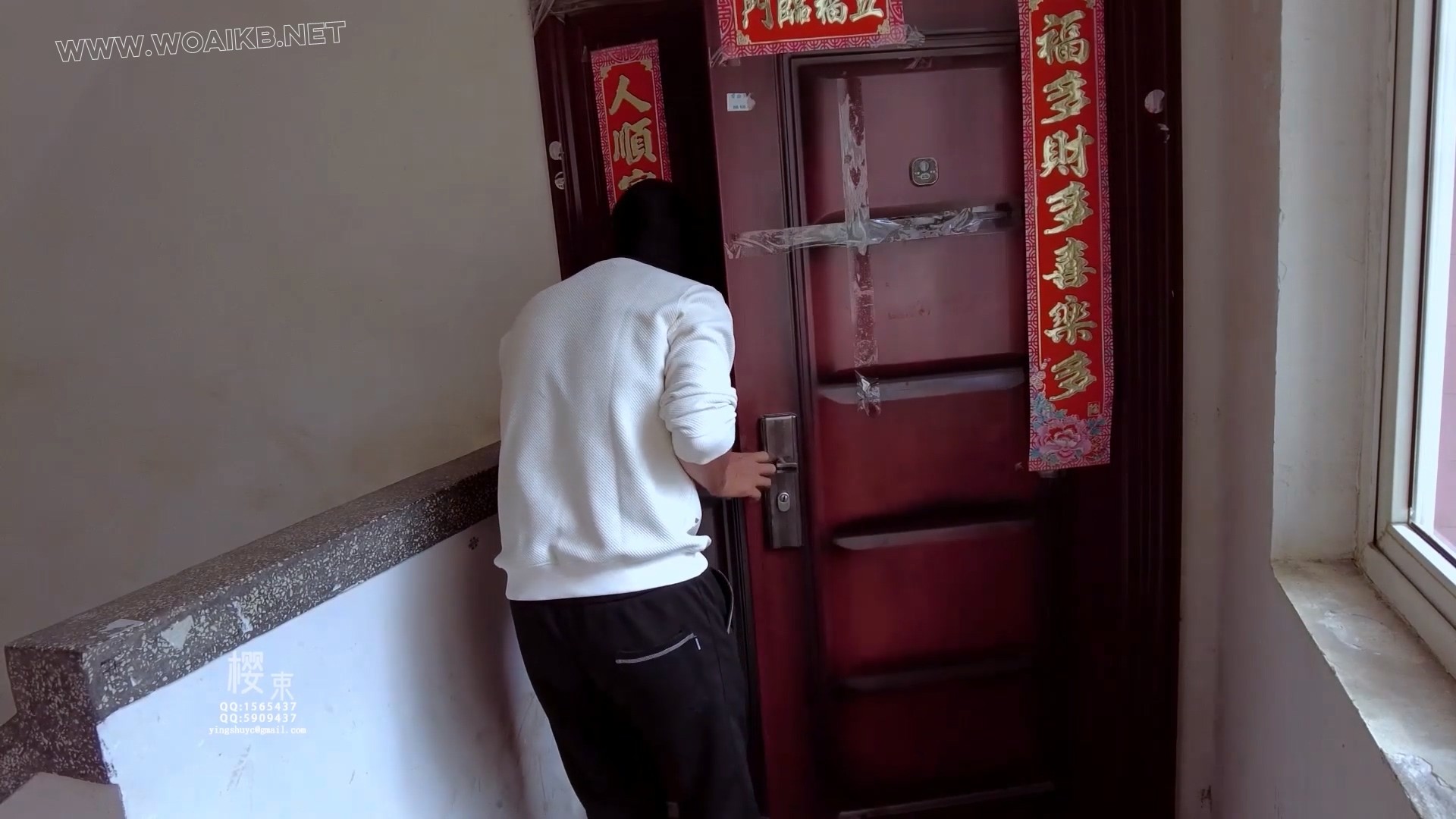 变态小偷入室偷窥学生妹自W脱衣洗澡！迷晕驷马捆绑抽打挠痒玩弄  《变态歹徒》定拍... 封面图