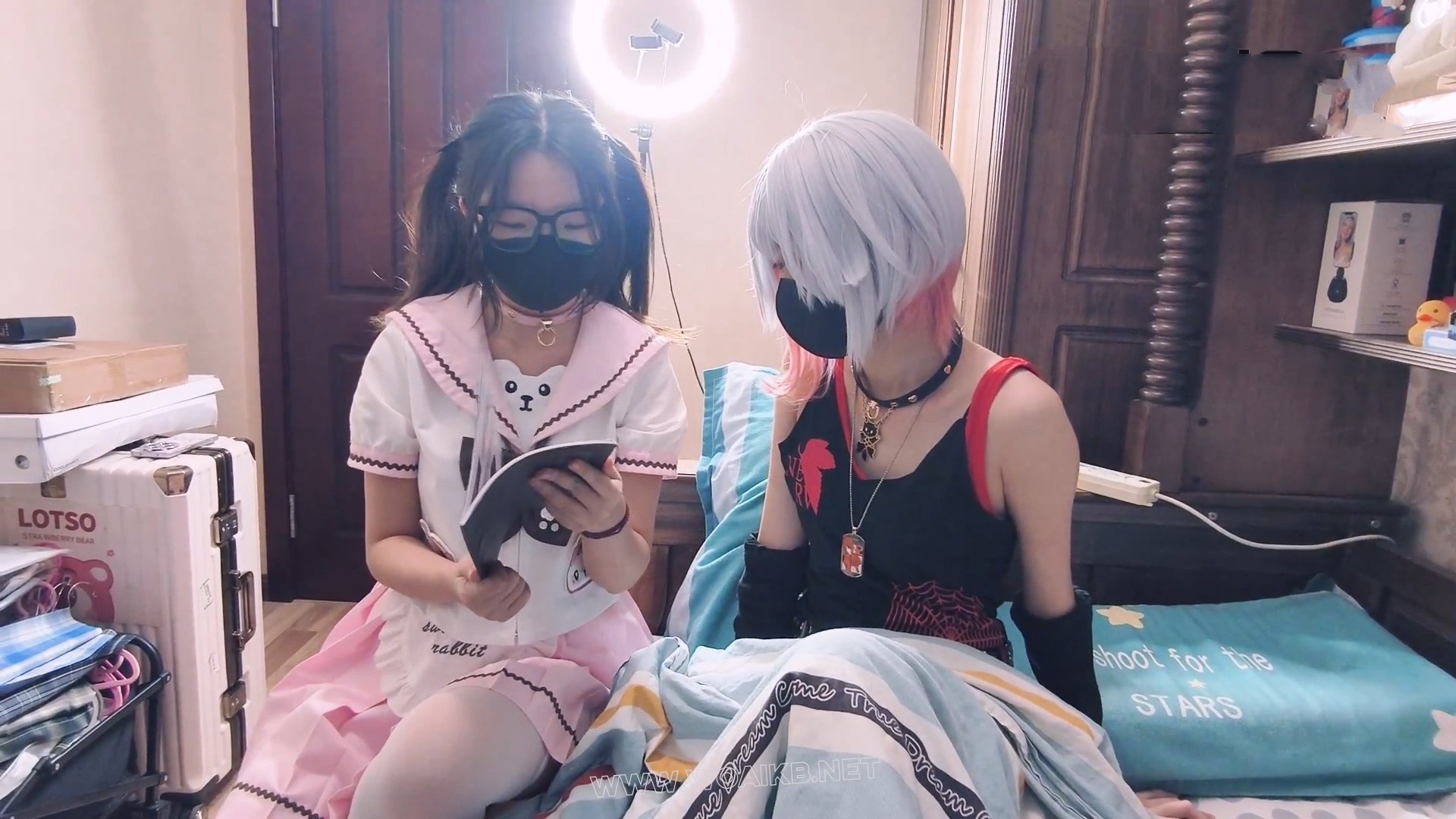 【剧情大作】【咲希的噩梦（咲希留宿妙妙家 无意中发现妙妙私藏的紧缚书刊 之后睡... 预览图