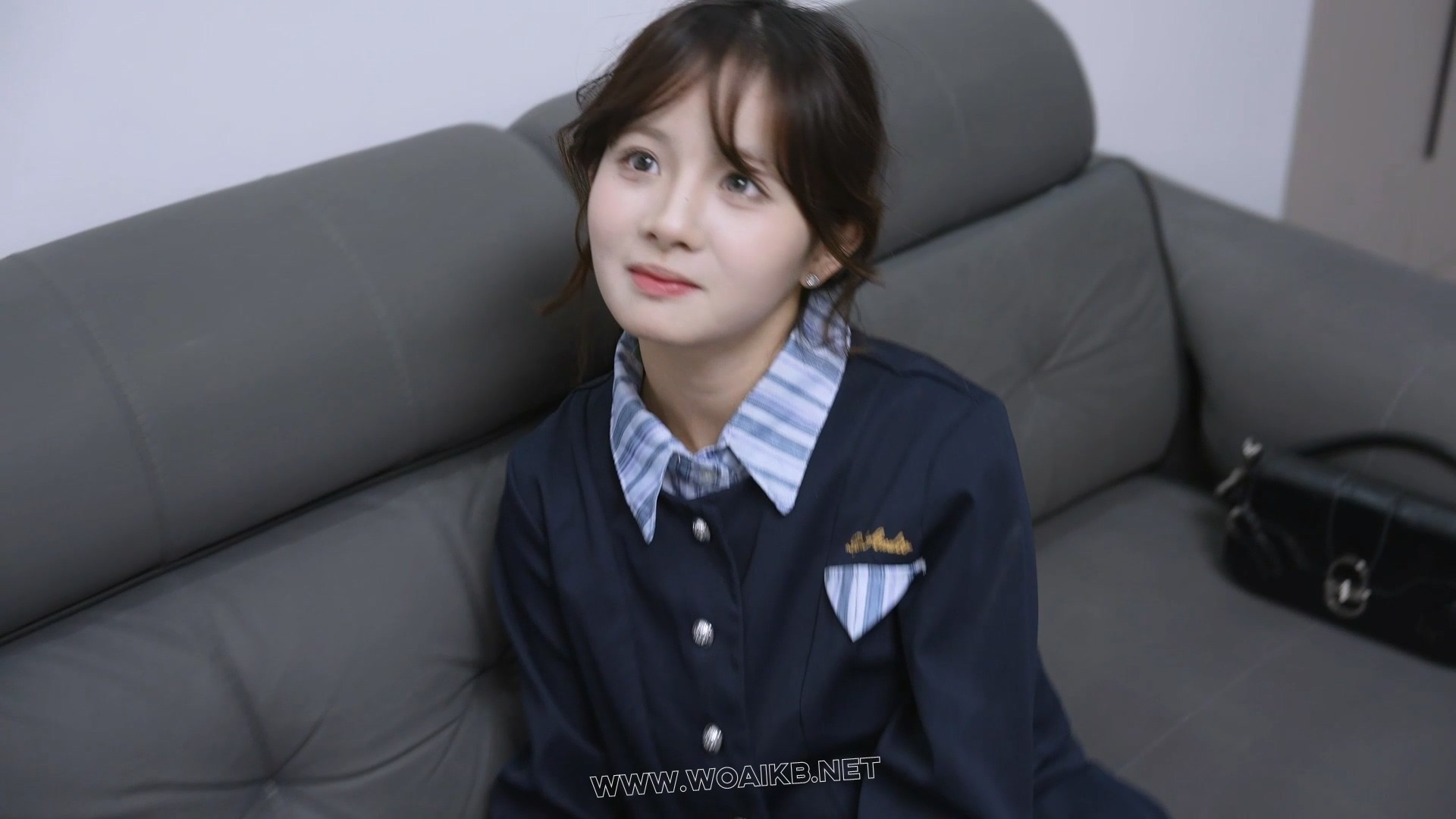 邪恶导演捂晕玩弄小美女 邪恶导演（3） 预览图