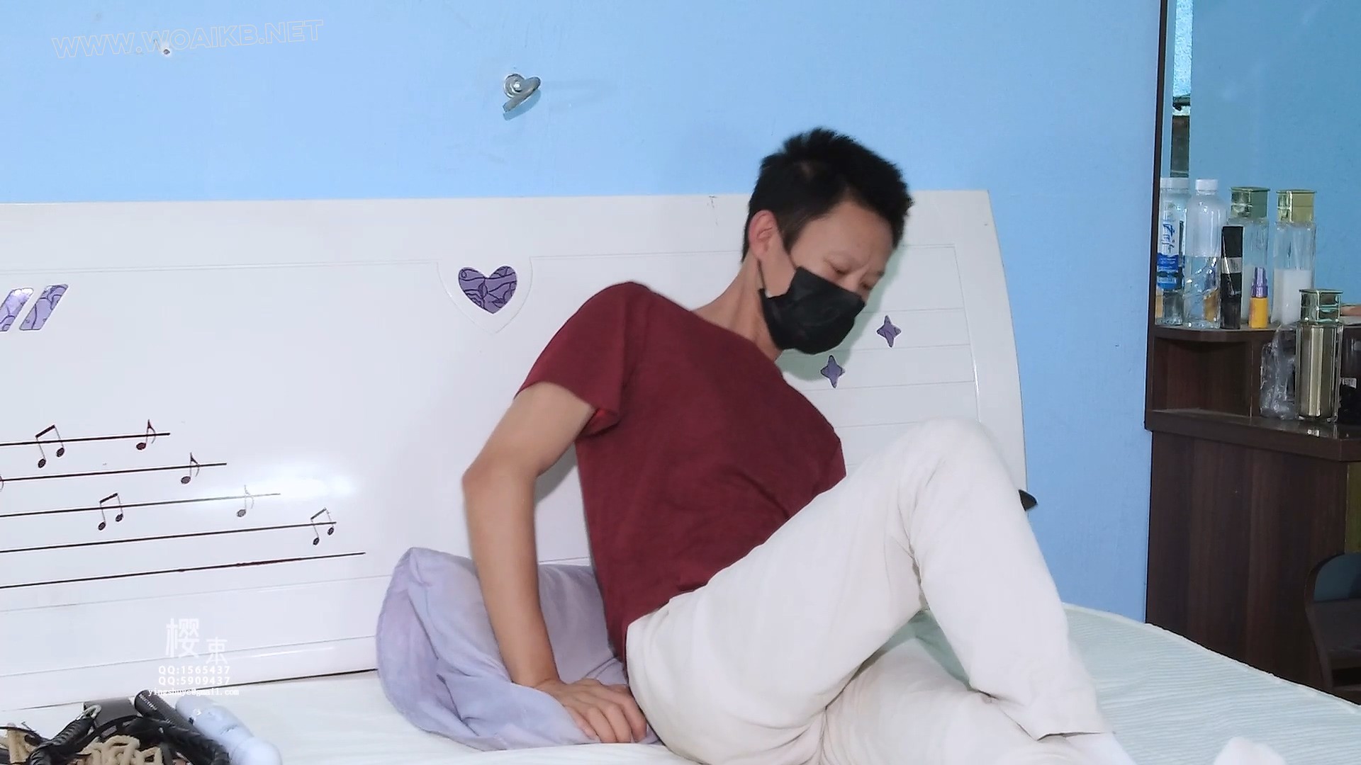 优质御姐上门服务抚摸挠痒黑丝脚心！皮鞭抽打白嫩屁屁！翘臀环固定棒棒强G玩弄！ ... 封面图