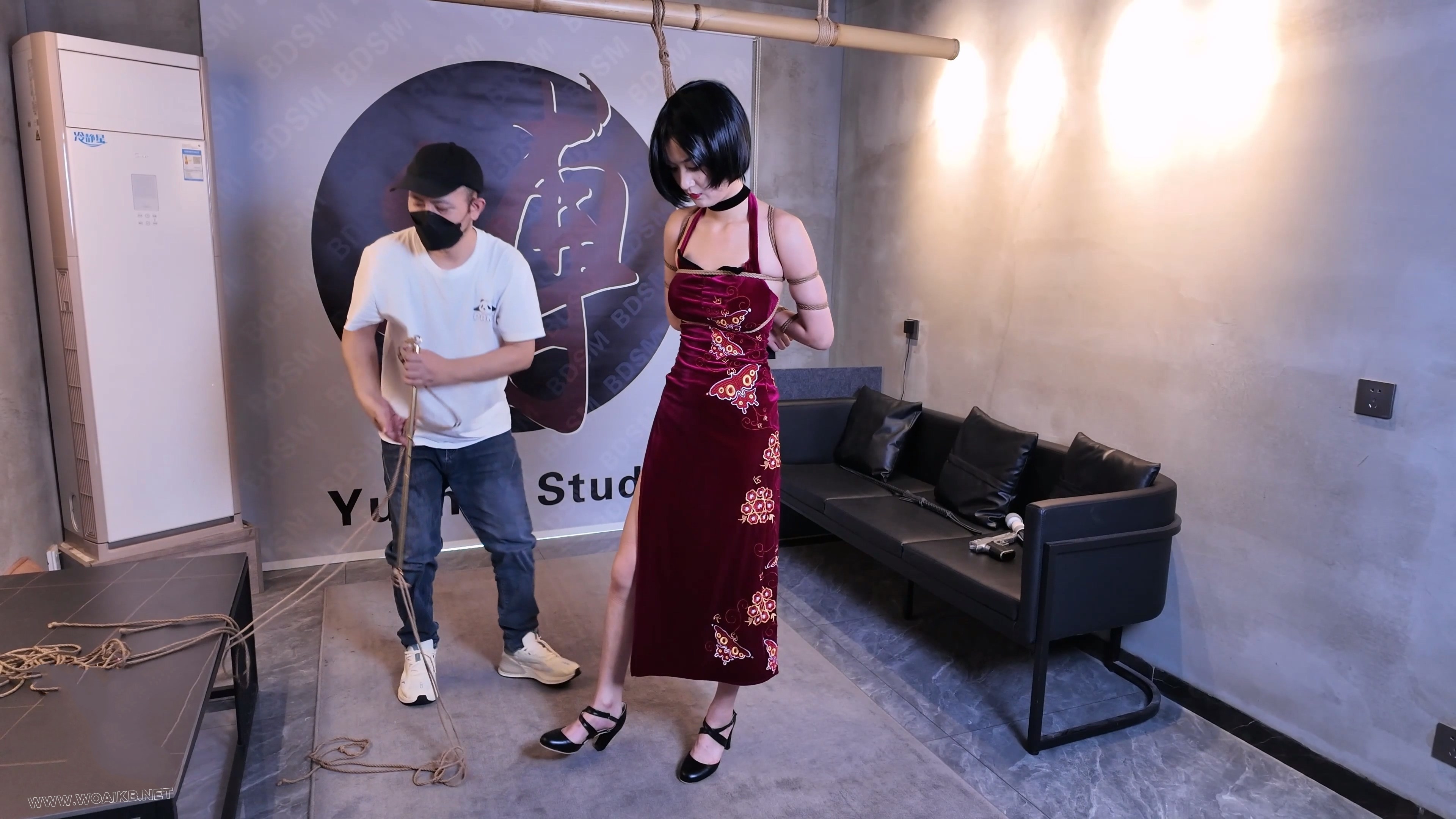 艾达王折戟实验室 下 【诺诺】cos艾达 剧情 动作 牢笼关押 吊打拷问 羞辱折磨 鼓掌... 预览图