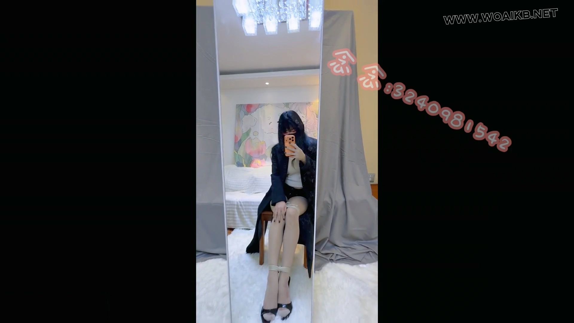 【念念】对镜自拍自缚+zdb自娱自乐 圣诞优惠开始啦~ 预览图