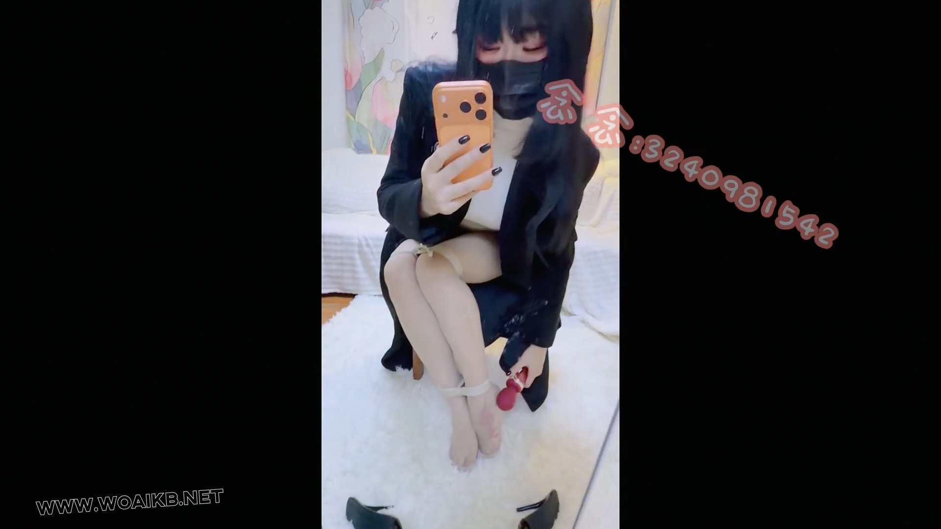 【念念】对镜自拍自缚+zdb自娱自乐 圣诞优惠开始啦~ 预览图