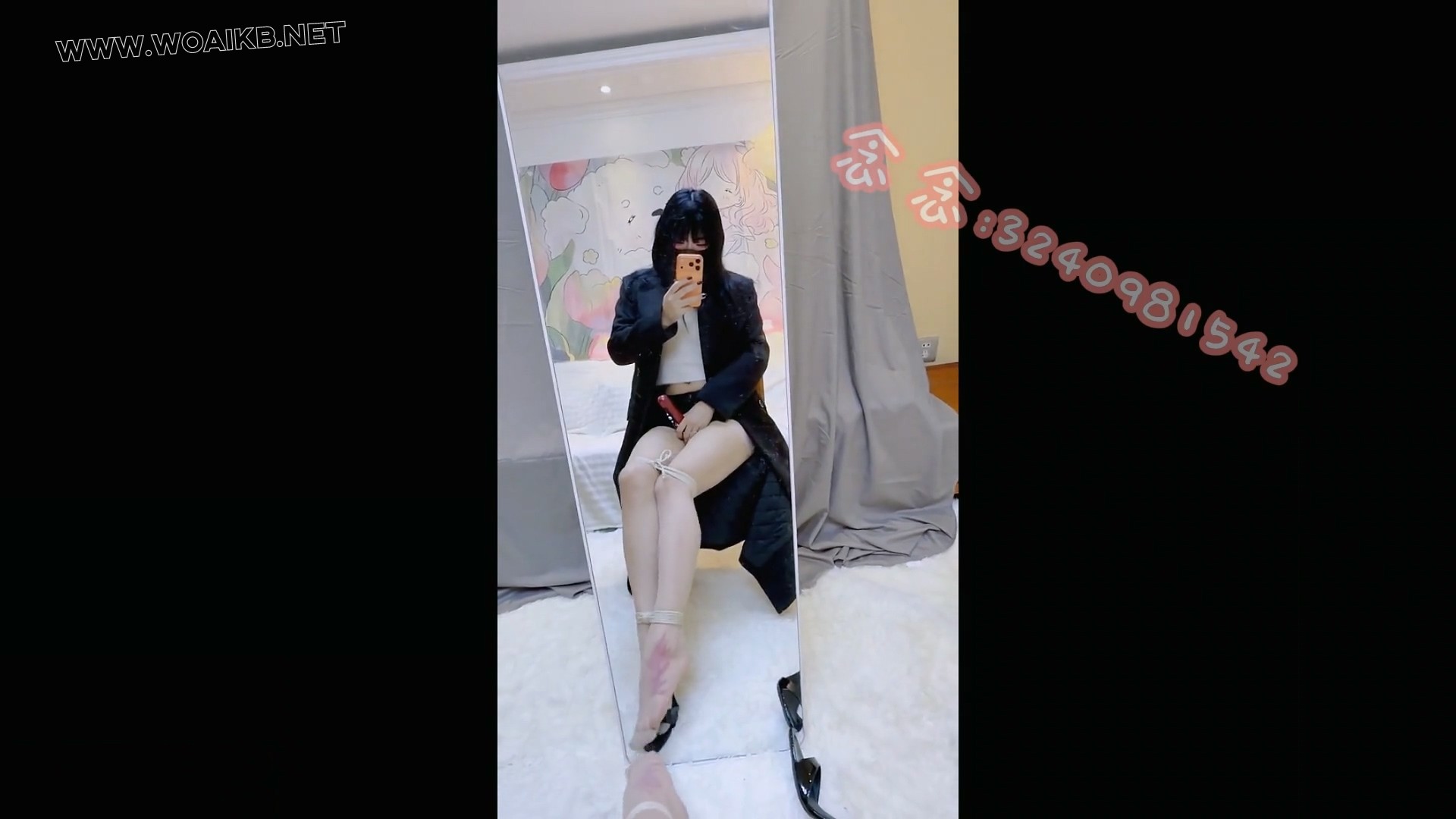 【念念】对镜自拍自缚+zdb自娱自乐 圣诞优惠开始啦~ 预览图