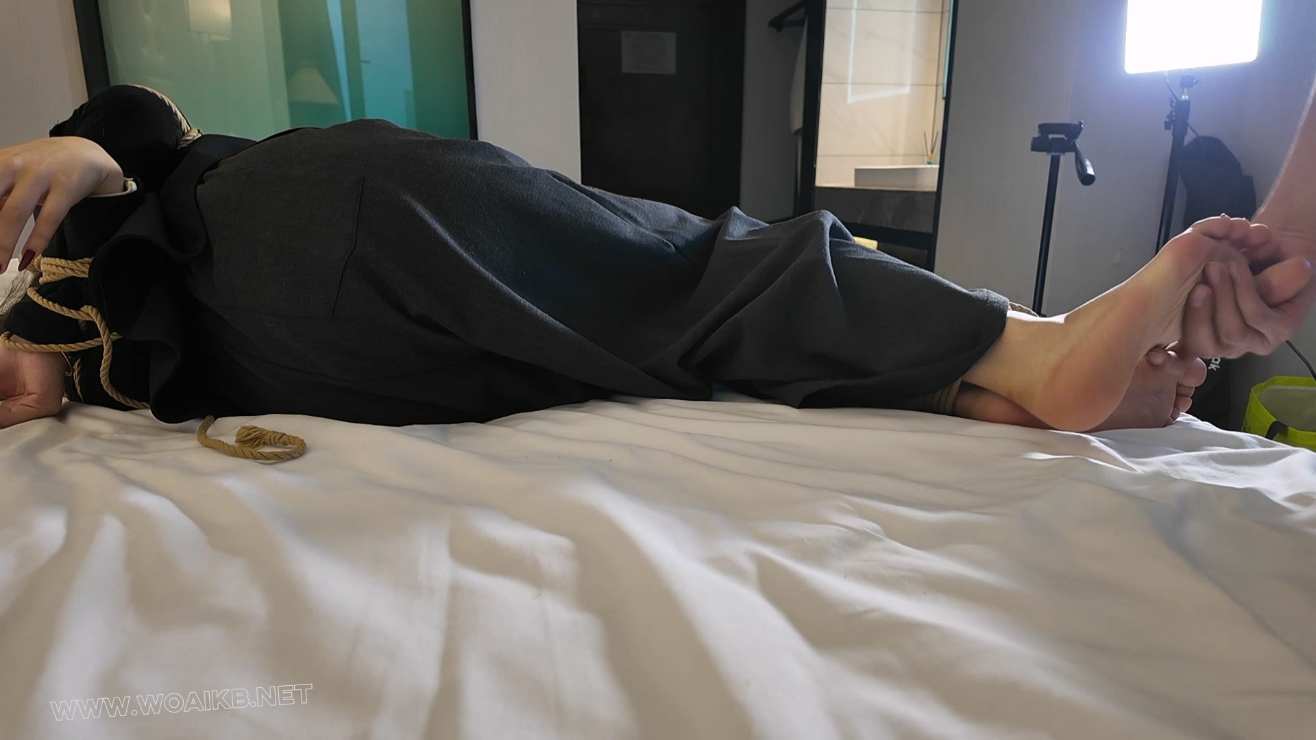 留学生小美女菲菲捆绑放置tk 预览图