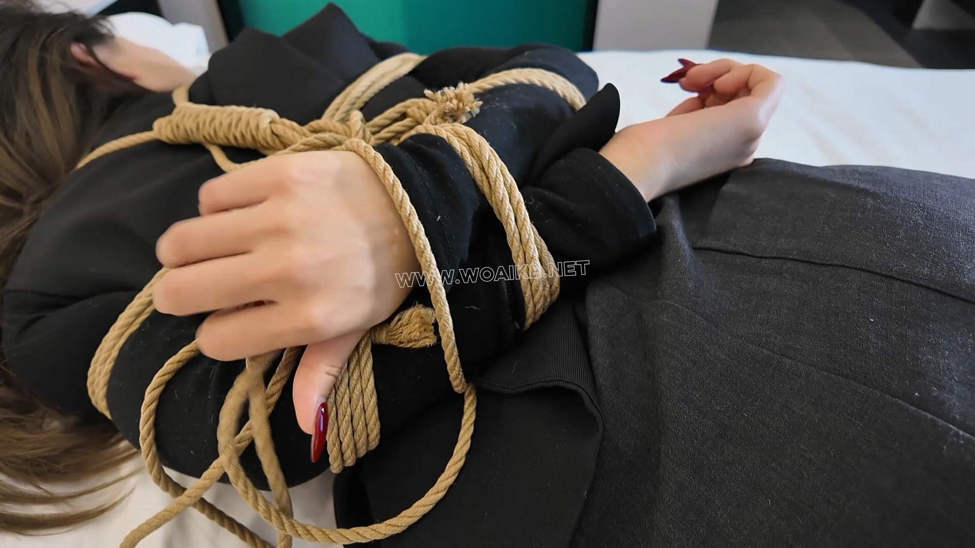 留学生小美女菲菲捆绑放置tk 预览图