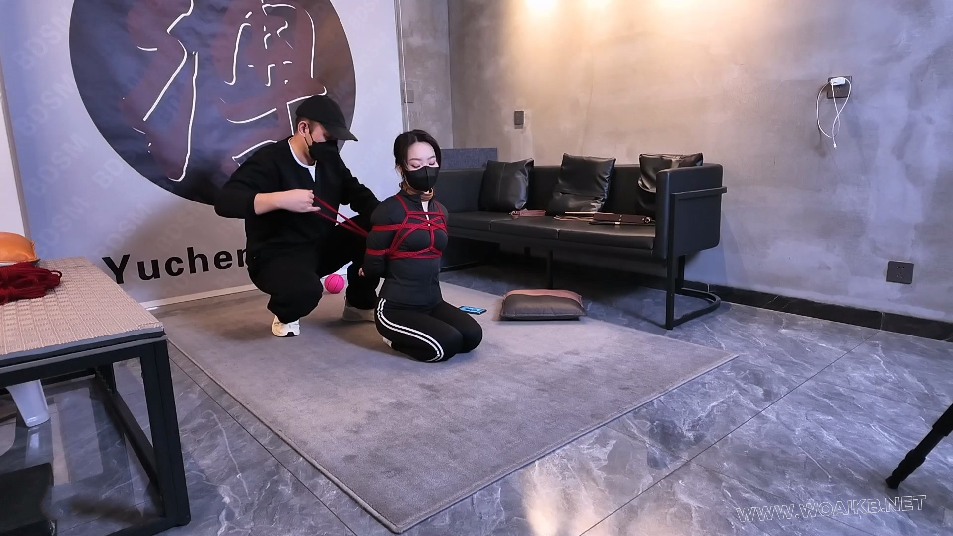 绳艺直播之一只K9的日常 瑜伽裤 K9调教 驷马羞辱 半吊强高 TK加持 粉丝互动 预览图