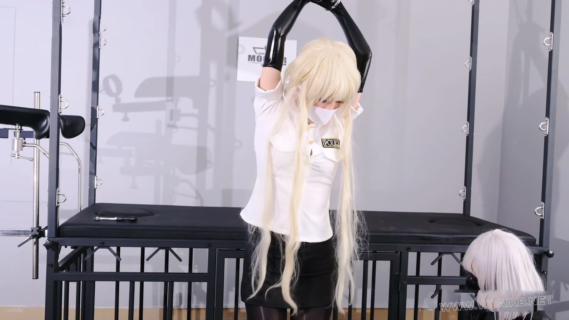 【惩戒学院] 女景的百合调教 剧情片 中文对白百合调教 胶衣 女景 极限压迫 强高 踩... 预览图