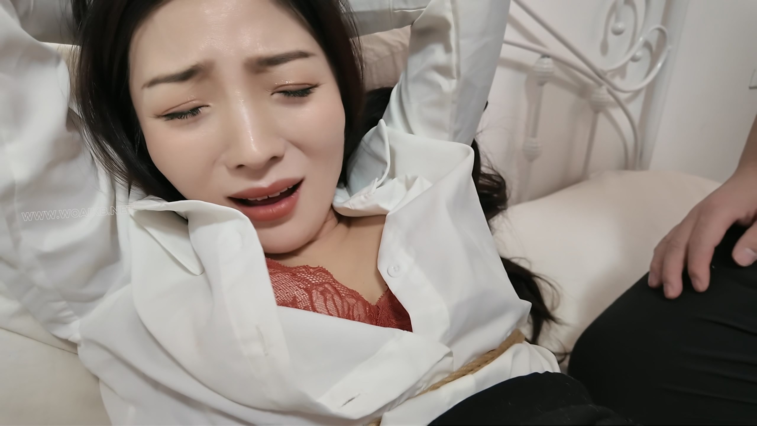 佳佳 绑架女明星 惨遭蹂躏 预览图