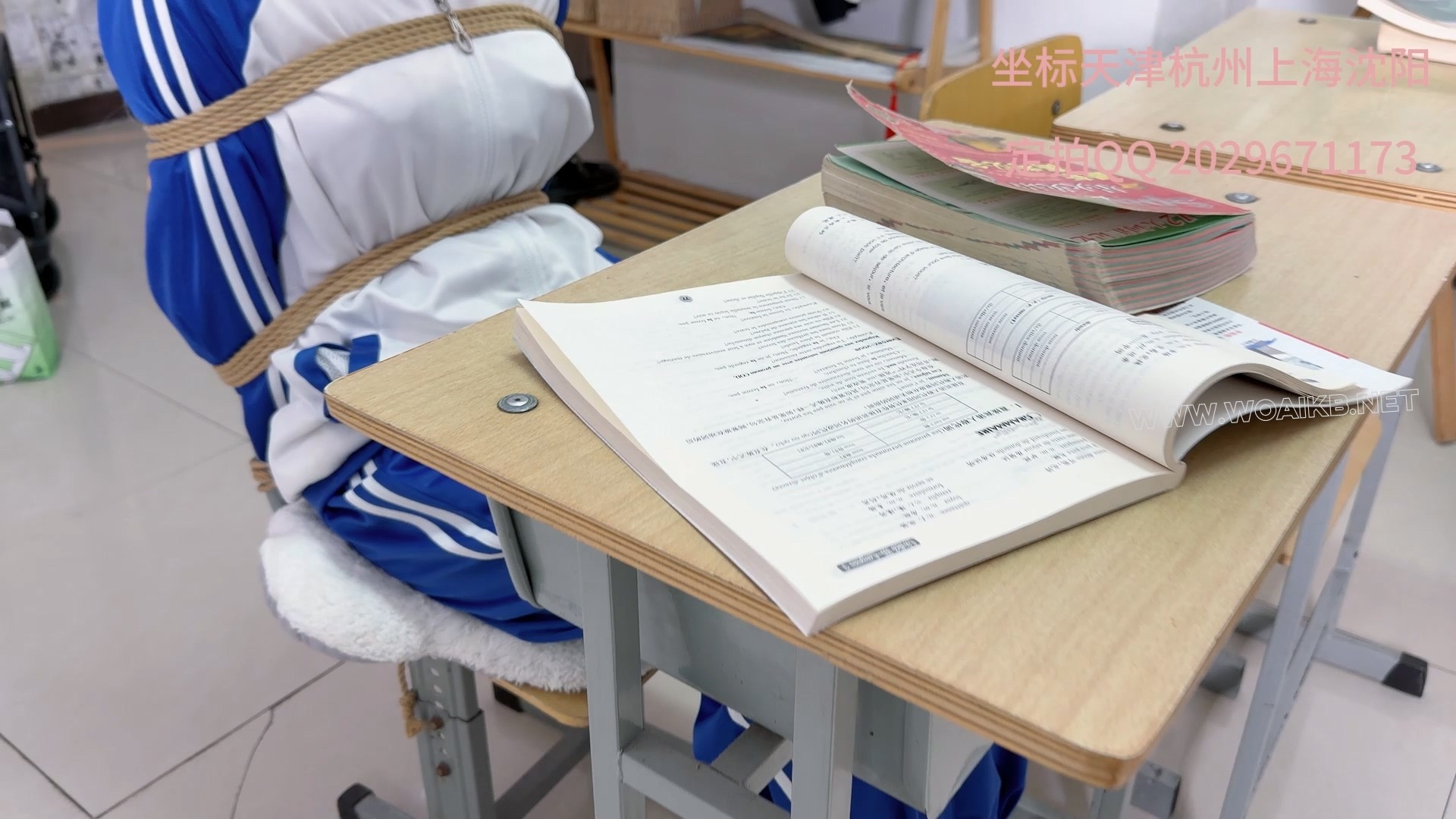 重生之我在教室给人当笼中雀，青春文艺同感文学 封面图