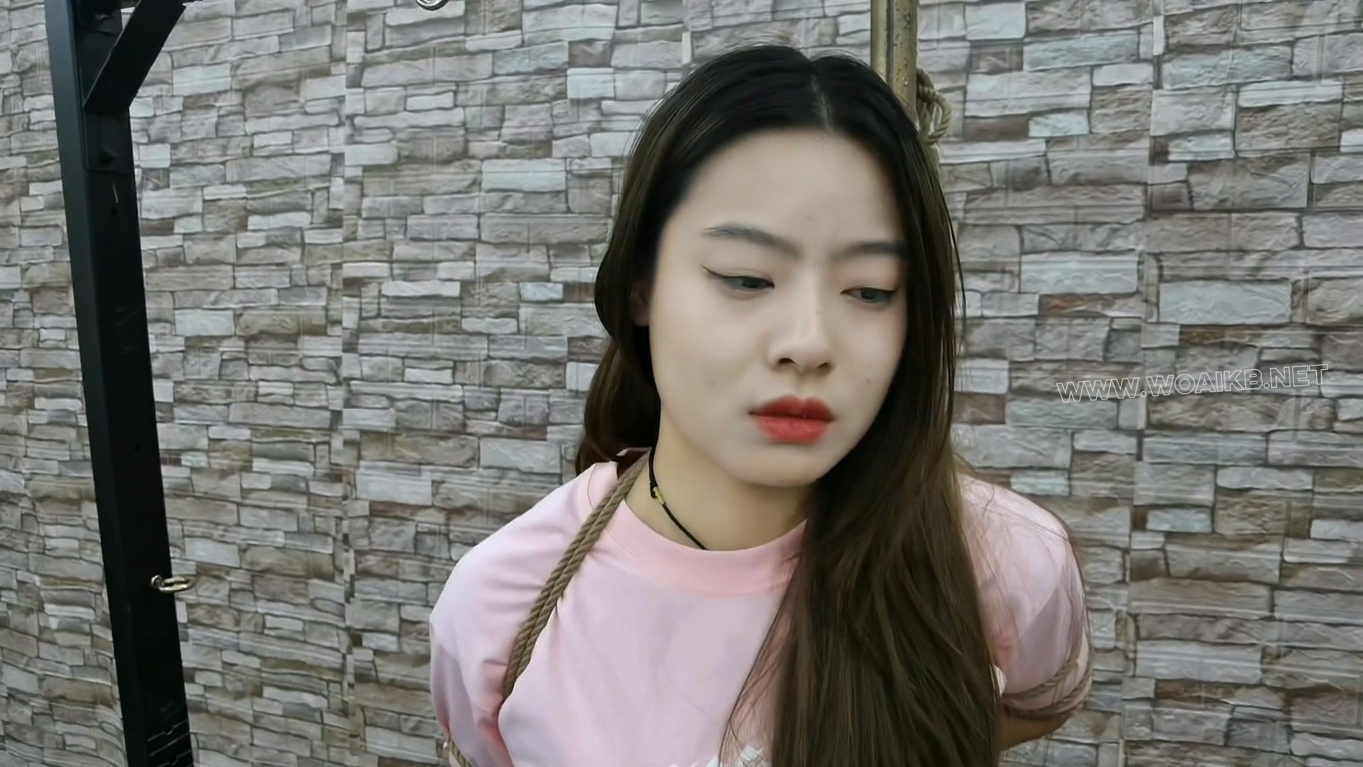 女秘书希希和老板的打赌游戏,希希在被调教过程中如果失禁就算输,她会失禁吗 预览图