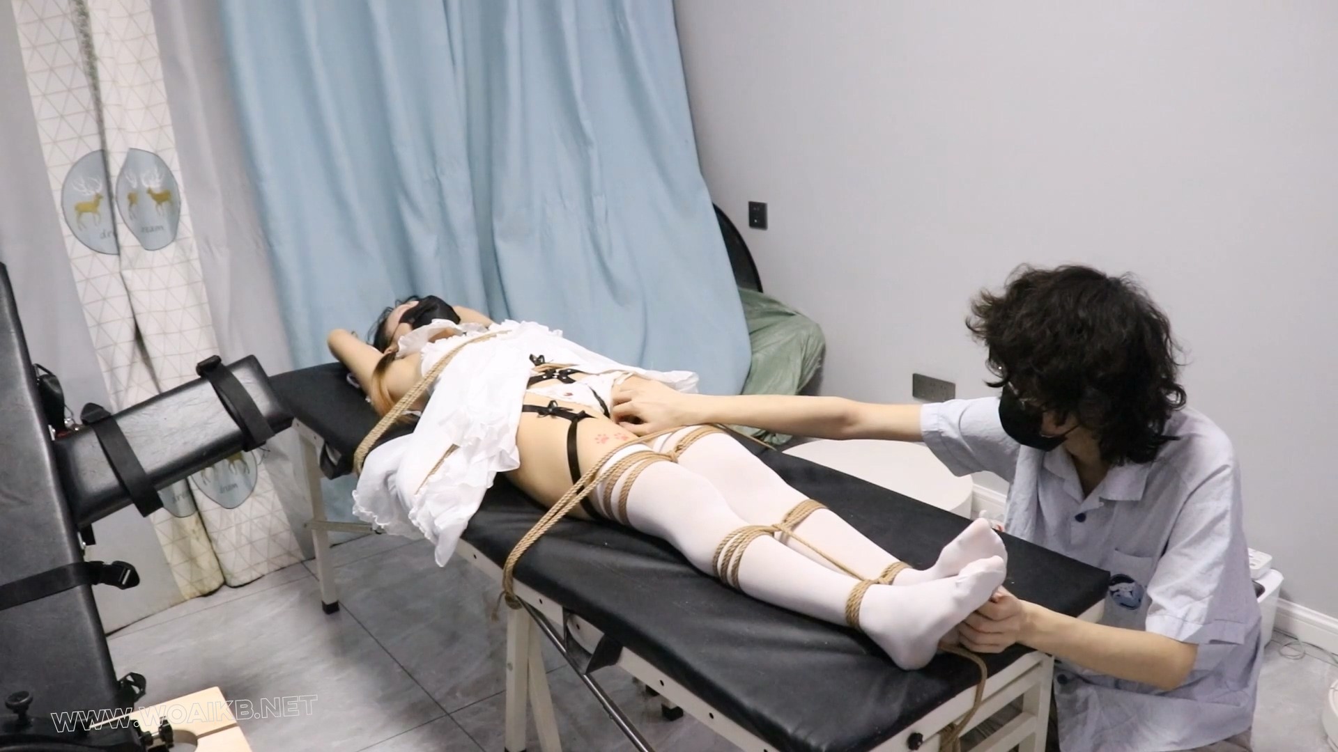 足底志愿：少女主动体验足底彻底挠痒开发！没有后悔药，全程超涩气！超多粉蛋全身T... 预览图