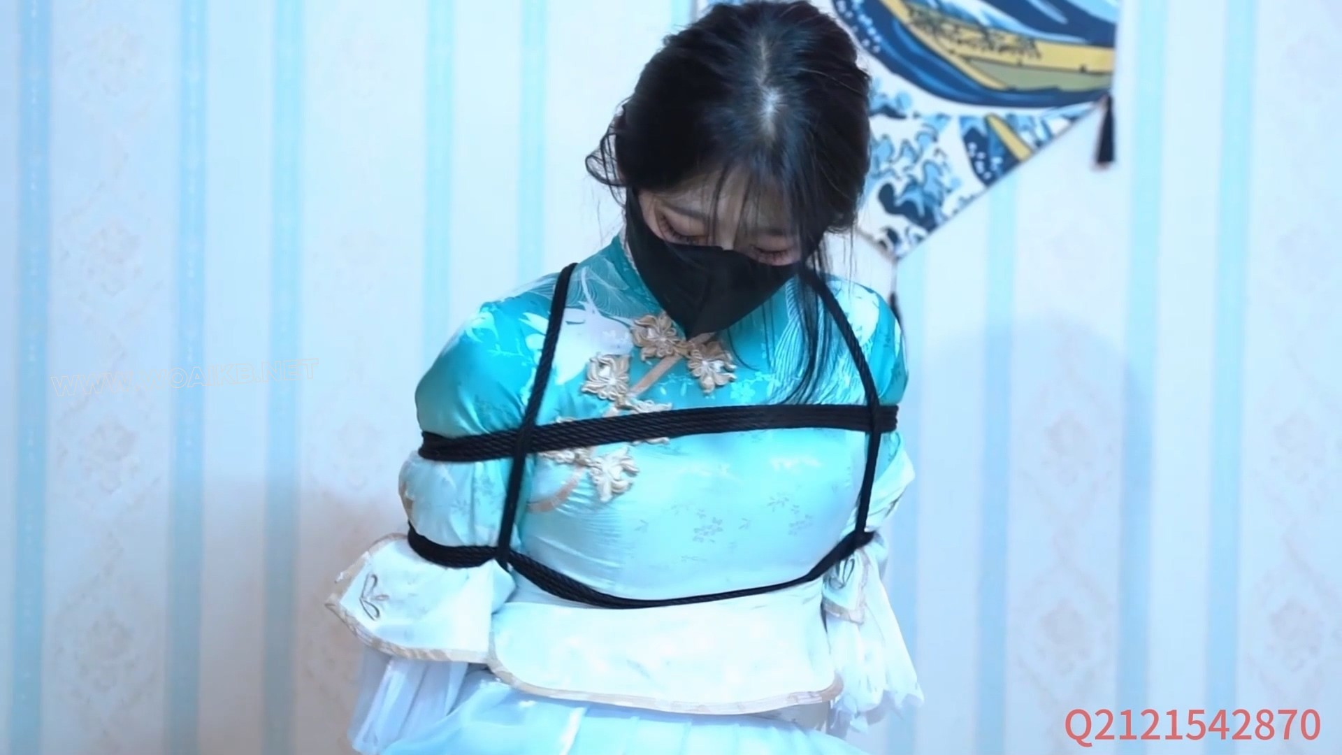 小美尝试cos西施诗语江南 无内震动虐口充气口塞疯狂流大量口水 预览图