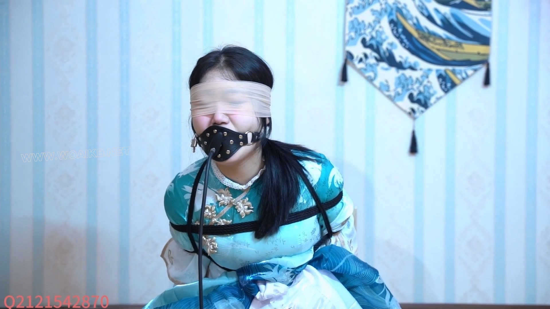 小美尝试cos西施诗语江南 无内震动虐口充气口塞疯狂流大量口水 预览图