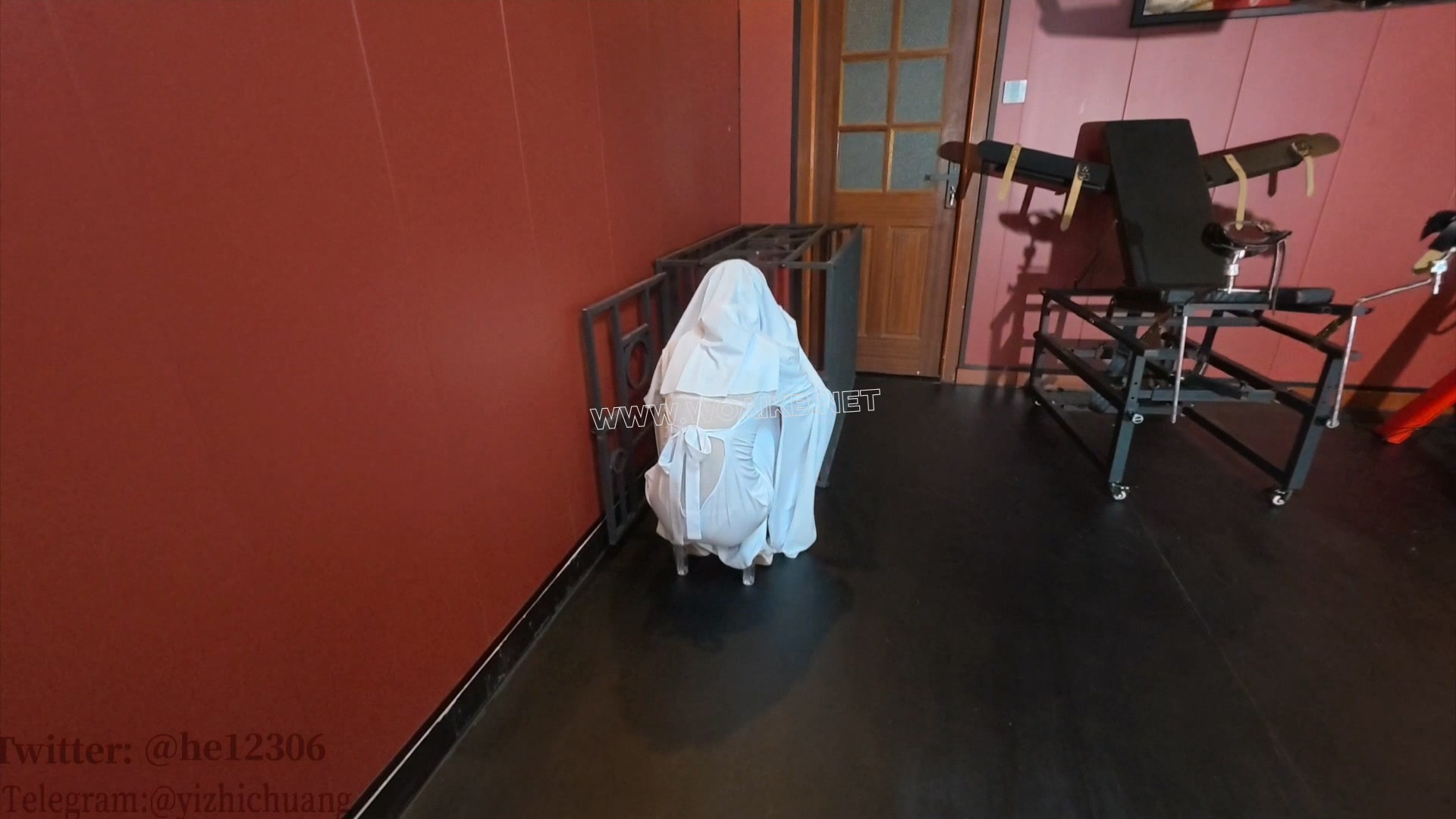 幽灵娘误闯神秘教室，在调教下竟变成了恶魔的奴仆？！ （汤圆小羊）《幽灵VS恶魔》... 预览图