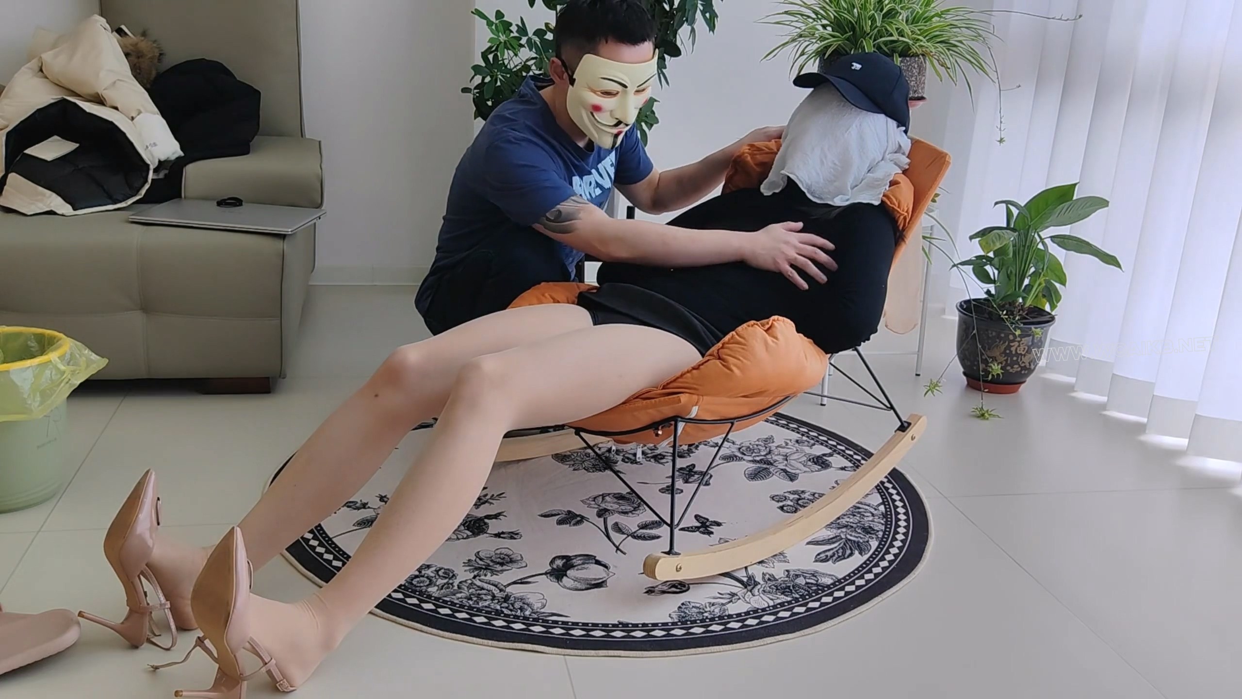 【女司机和空姐的劫难纠葛】原味套头+保鲜膜呼吸抑制+车内中出+湿毛巾蒙脸震动B强... 预览图