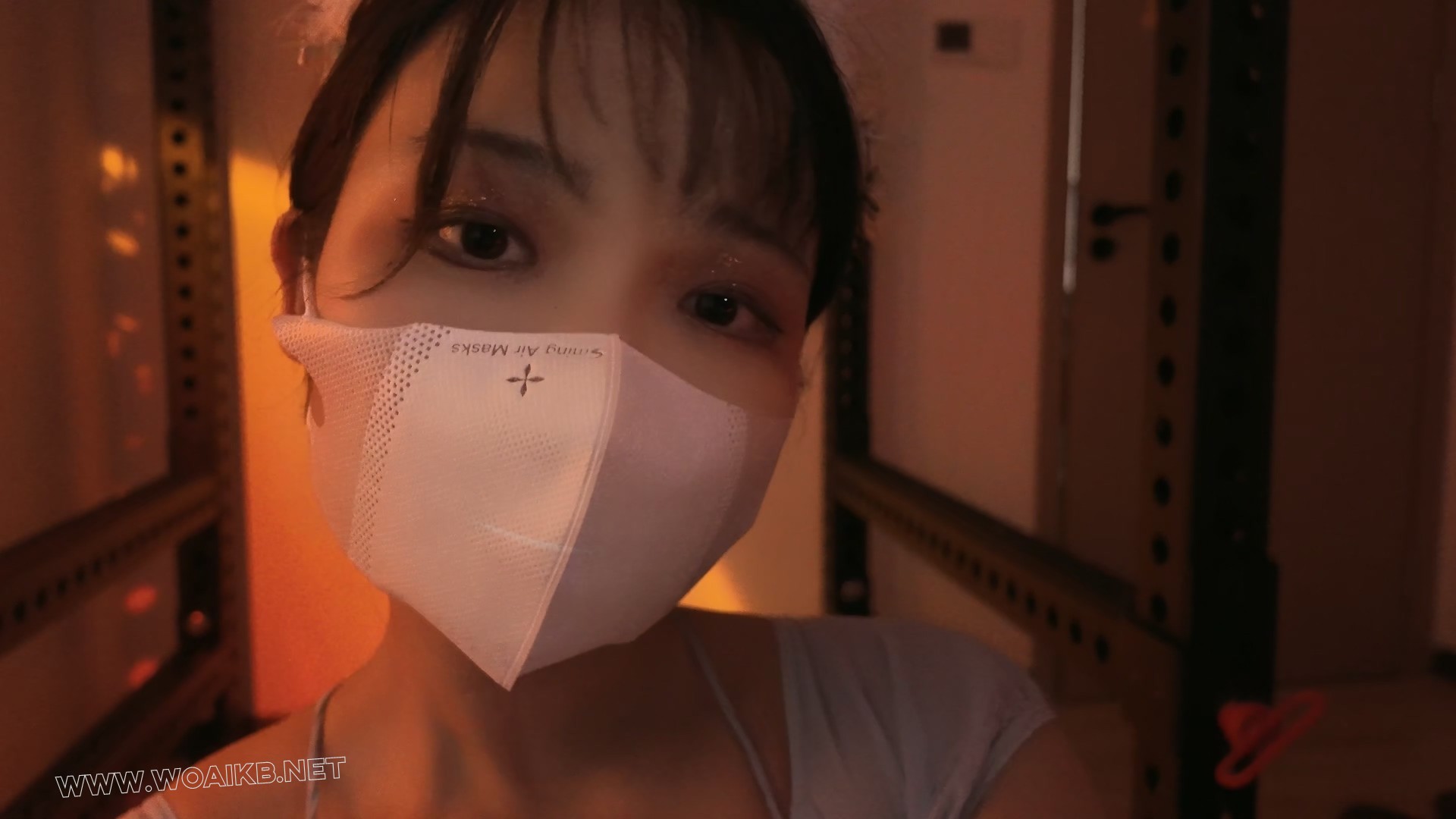 《自己一个人玩轧带捆绑挣脱失败被勒晕》- 海砂———强制踮脚，轧带自缚极限强高窒息 封面图