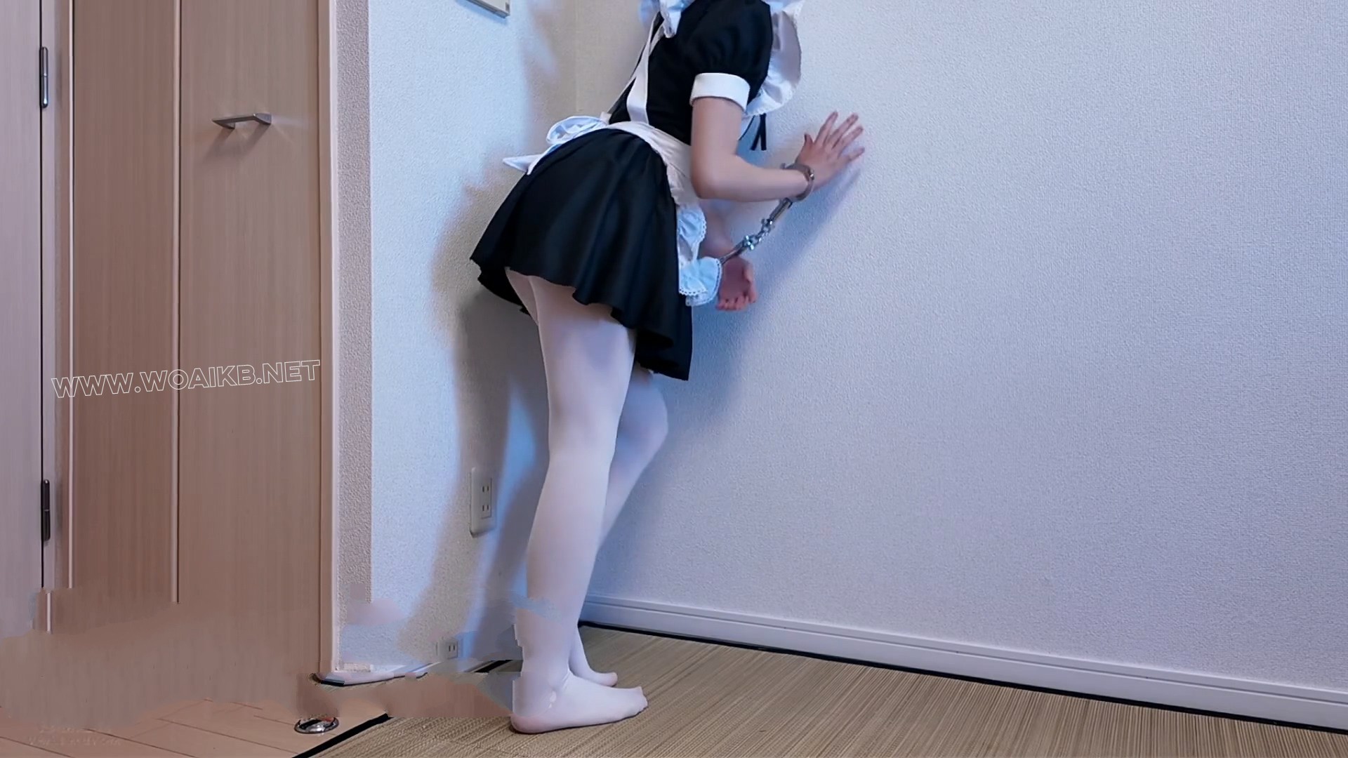 【キキkiki 017】女囚kiki成为管教的私人女仆啵啵贝gc 预览图