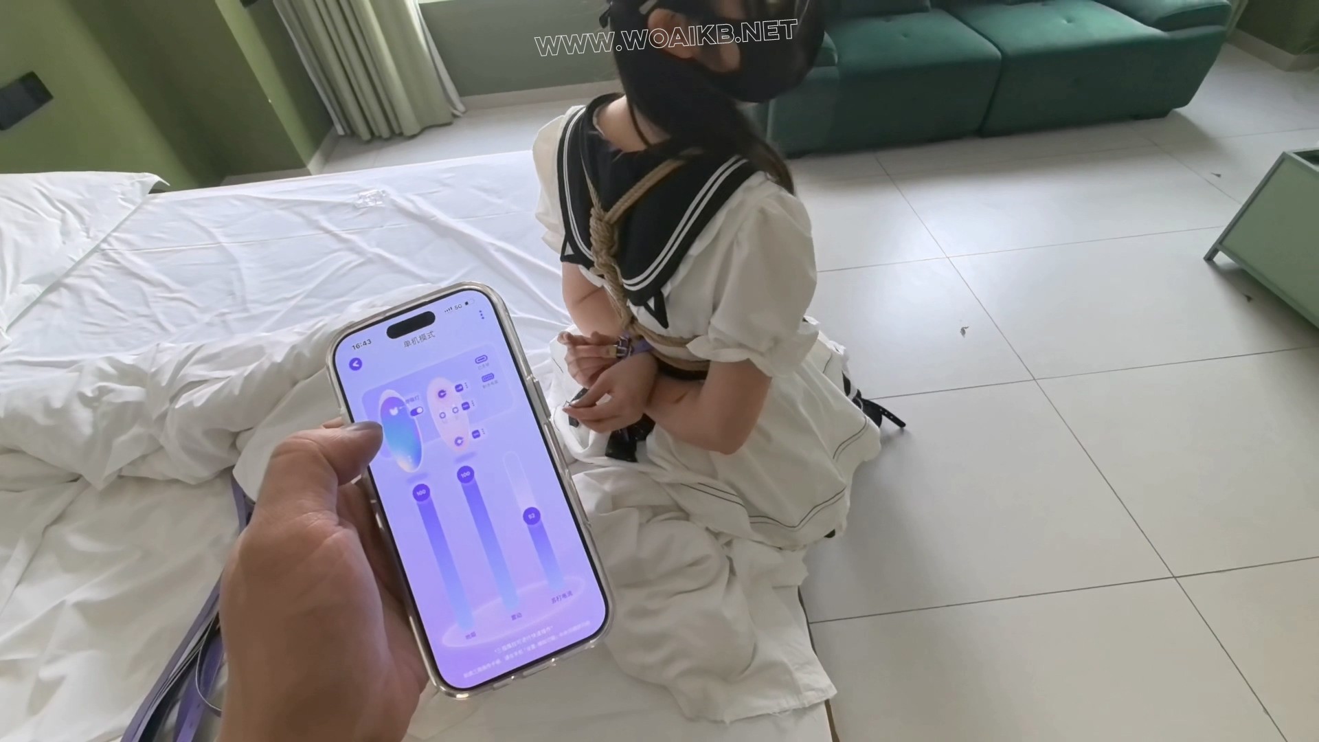 【定拍开锁挑战】今天不虐 甚至有点搞笑综艺效果来了 粉丝定拍开锁游戏 内容还是挺... 预览图