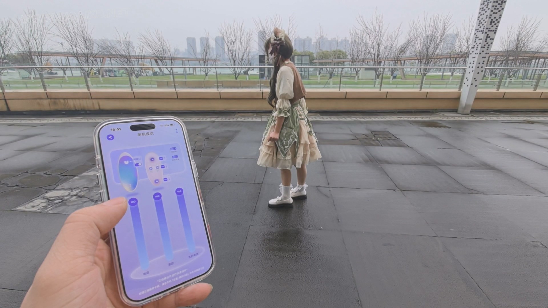 ◤暴走的小萝莉◢ 瞧把我M调成什么骚样了 内裤堵嘴封嘴 波波贝 电击器户外羞耻强高 预览图