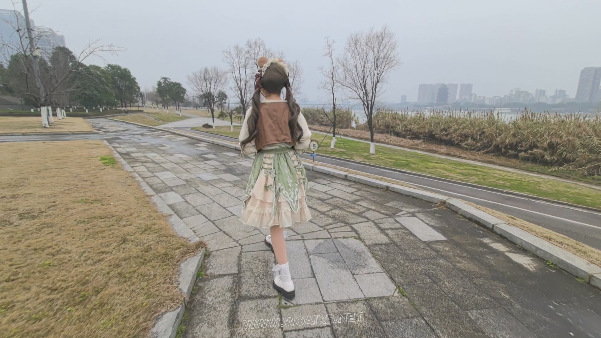 ◤暴走的小萝莉◢ 瞧把我M调成什么骚样了 内裤堵嘴封嘴 波波贝 电击器户外羞耻强高 预览图