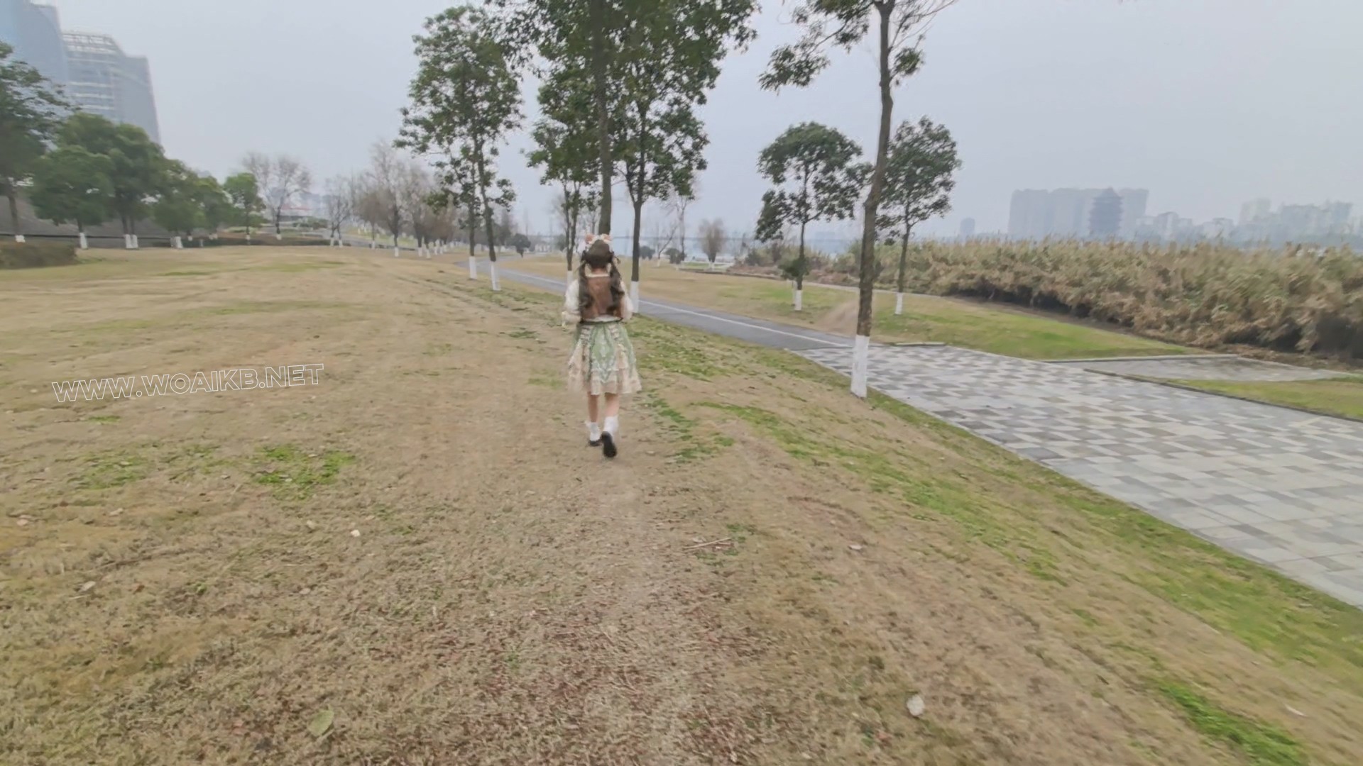 ◤暴走的小萝莉◢ 瞧把我M调成什么骚样了 内裤堵嘴封嘴 波波贝 电击器户外羞耻强高 预览图