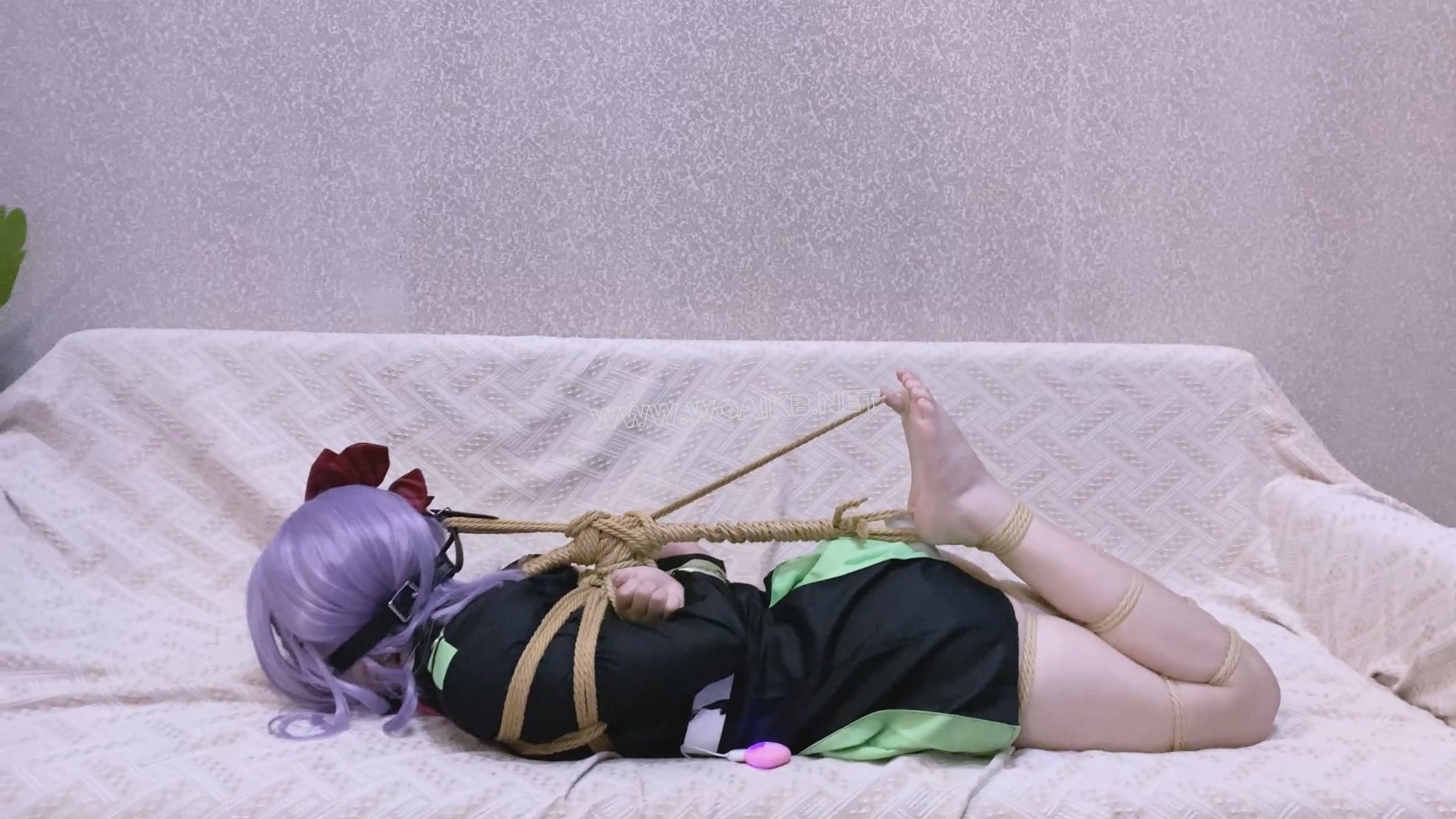 《二次元少女系》-客户定拍-第七集-柊筱娅cos+日式紧缚+胸缚+蛇缚并腿捆+紧缚驷马+... 封面图