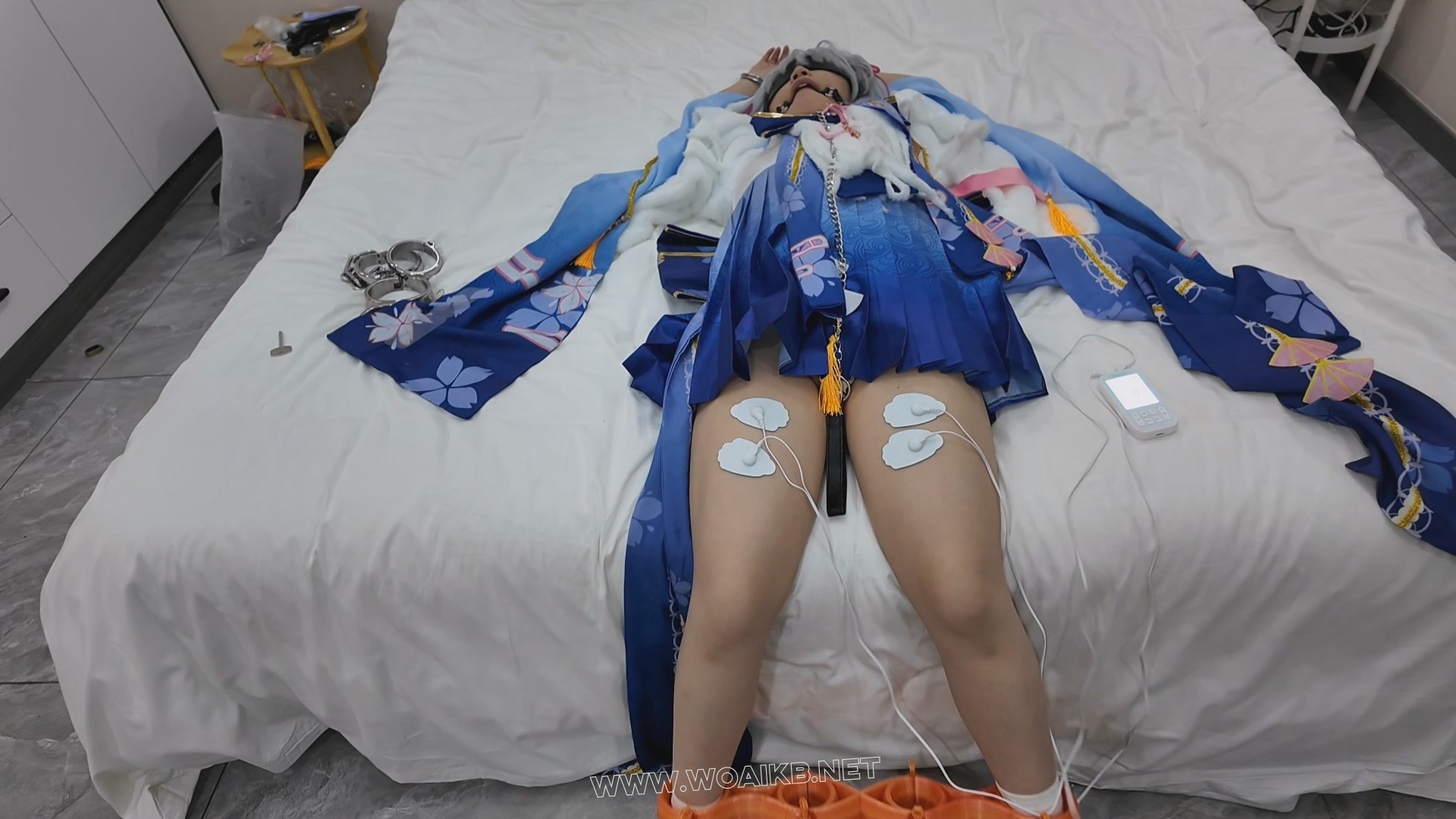 苏苏_神里白鹭樱华颈手枷镣铐走绳吊缚啵啵贝tk强高，撅腚sp，手脚枷电击多次强高 预览图