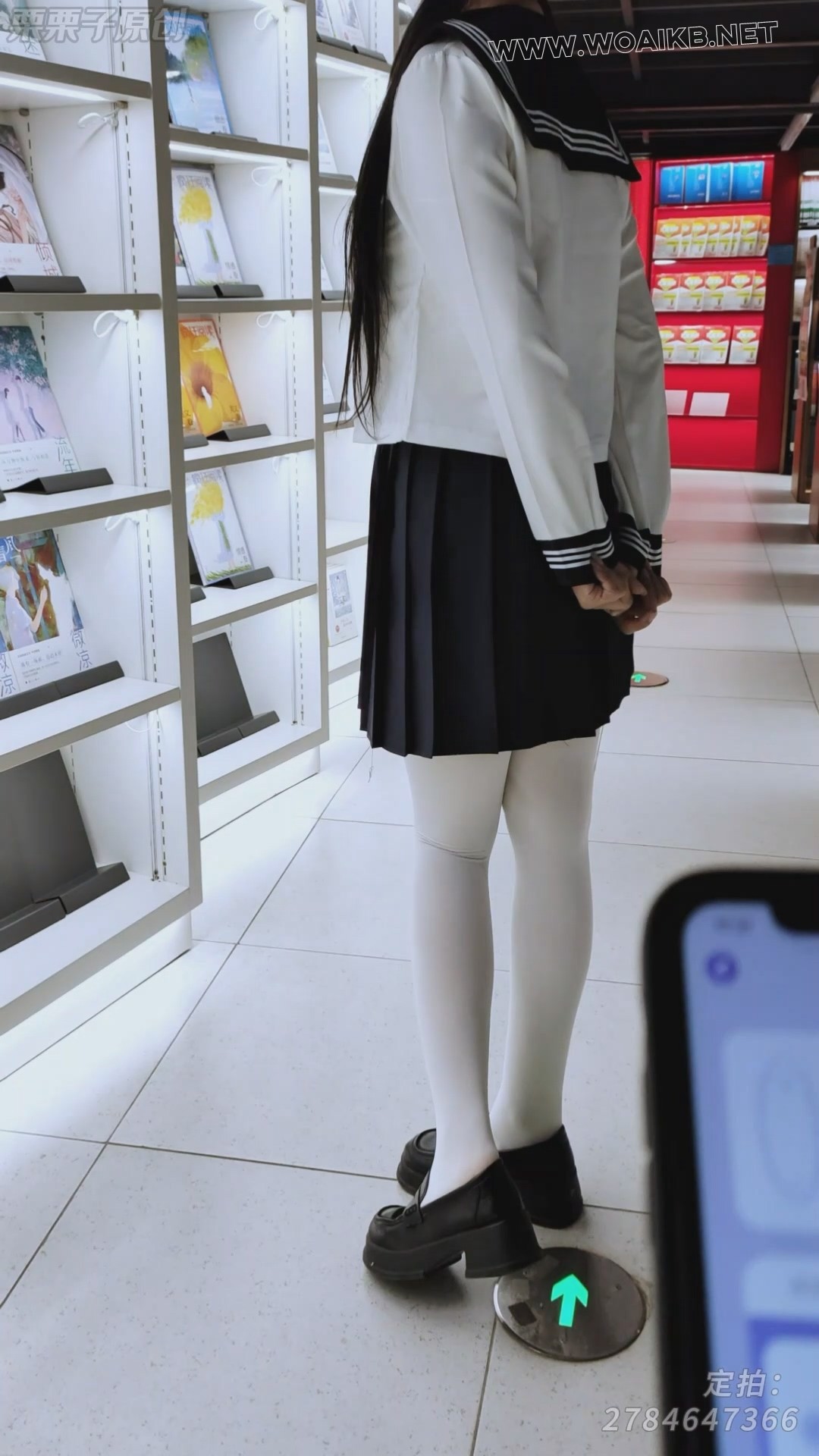 《被强制的女主播 06》 定拍转公映 户外调教、书店强高、公共卫生间失禁、遥控调教... 预览图