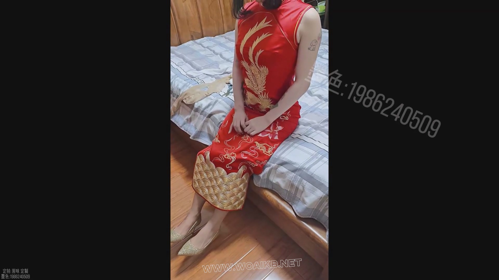 旗袍驷马震动棒强高 脱内裤塞嘴 模拟中式新娘被捆绑 盖红盖头吃东西 封面图