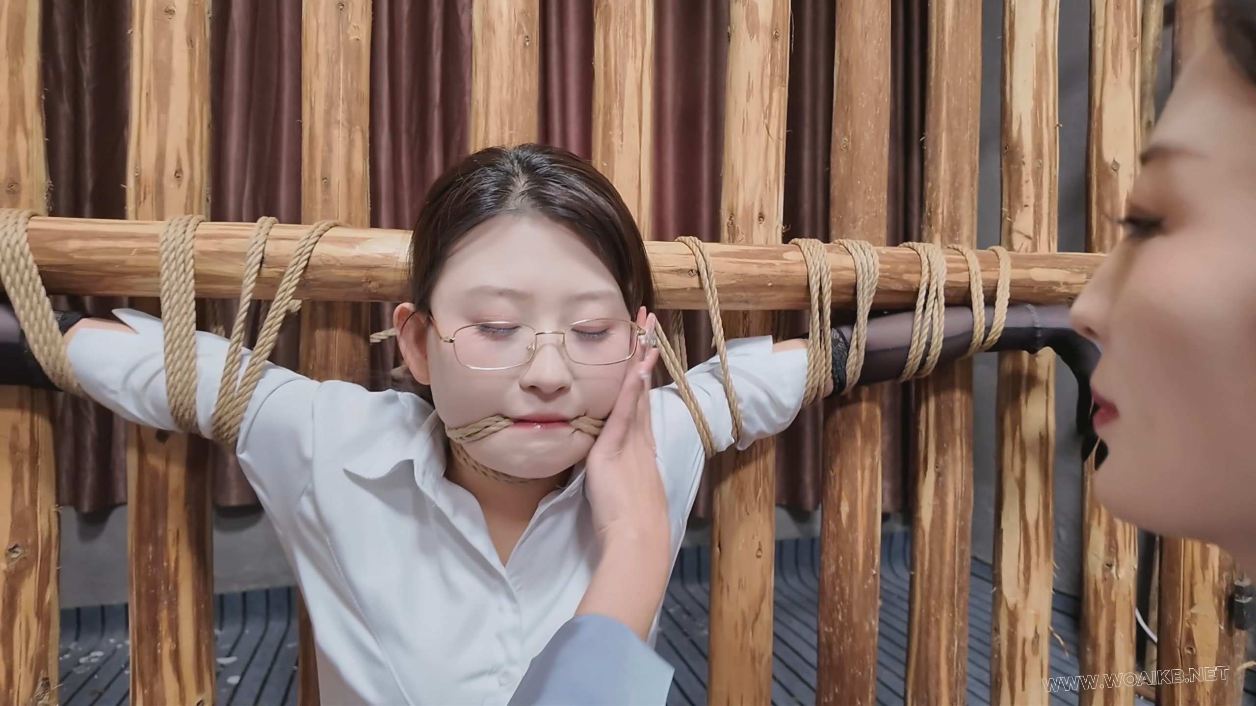 定拍闺蜜之恋之晓琴 预览图