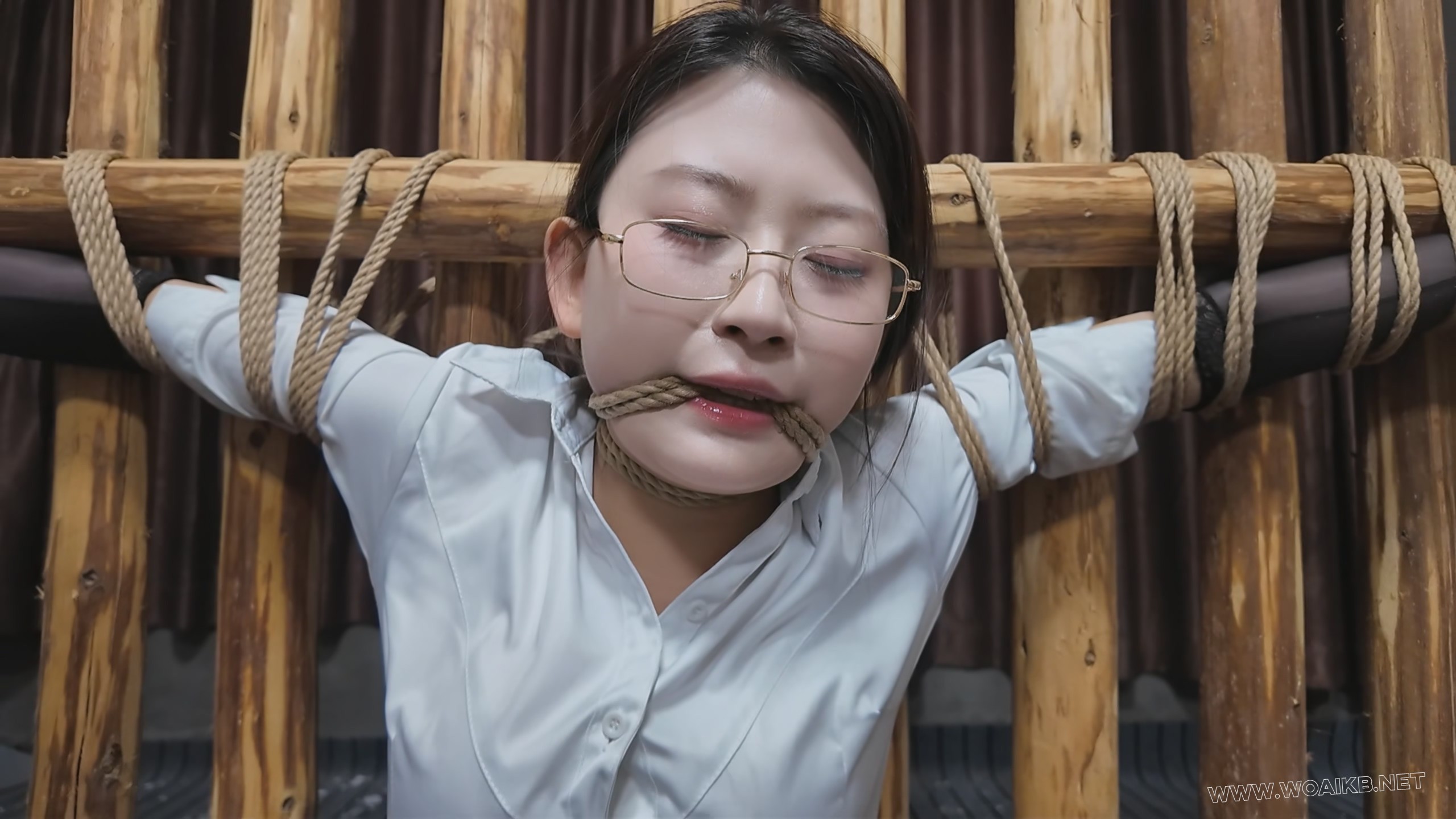 定拍闺蜜之恋之晓琴 预览图