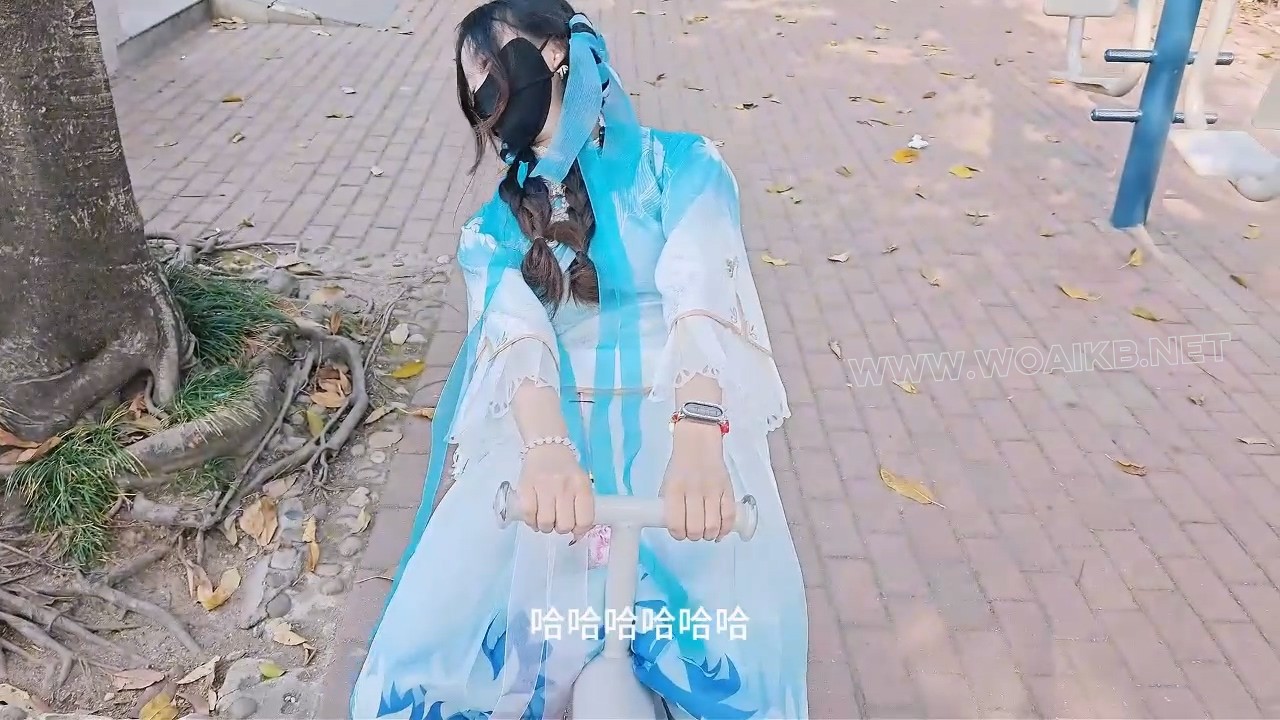 COS户外贝贝连续高强度电击一整天,到酒店洗澡后她终于投降了 预览图