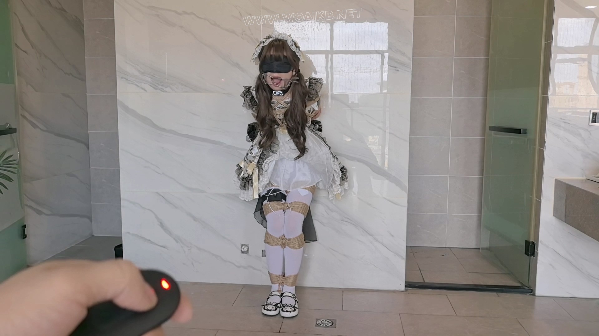 ◤暴走的小萝莉◢完美的诠释了什么叫反复鞭shi，剧本很好，不过模特以后应该不敢接... 预览图