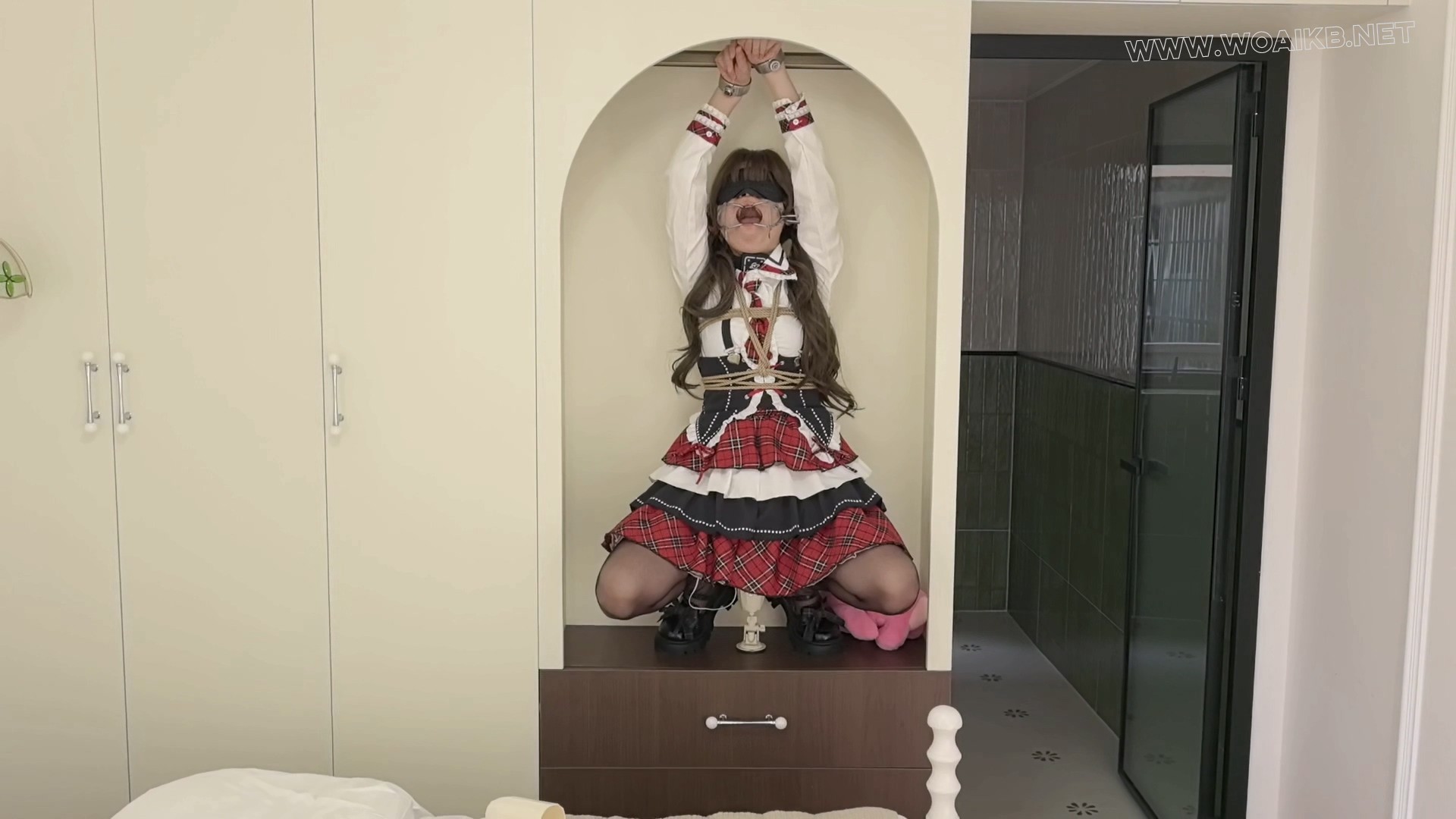 ◤暴走的小萝莉◢你以为她那么傻不会说安全词吗？说安全词的前提是那得有安全词，... 预览图
