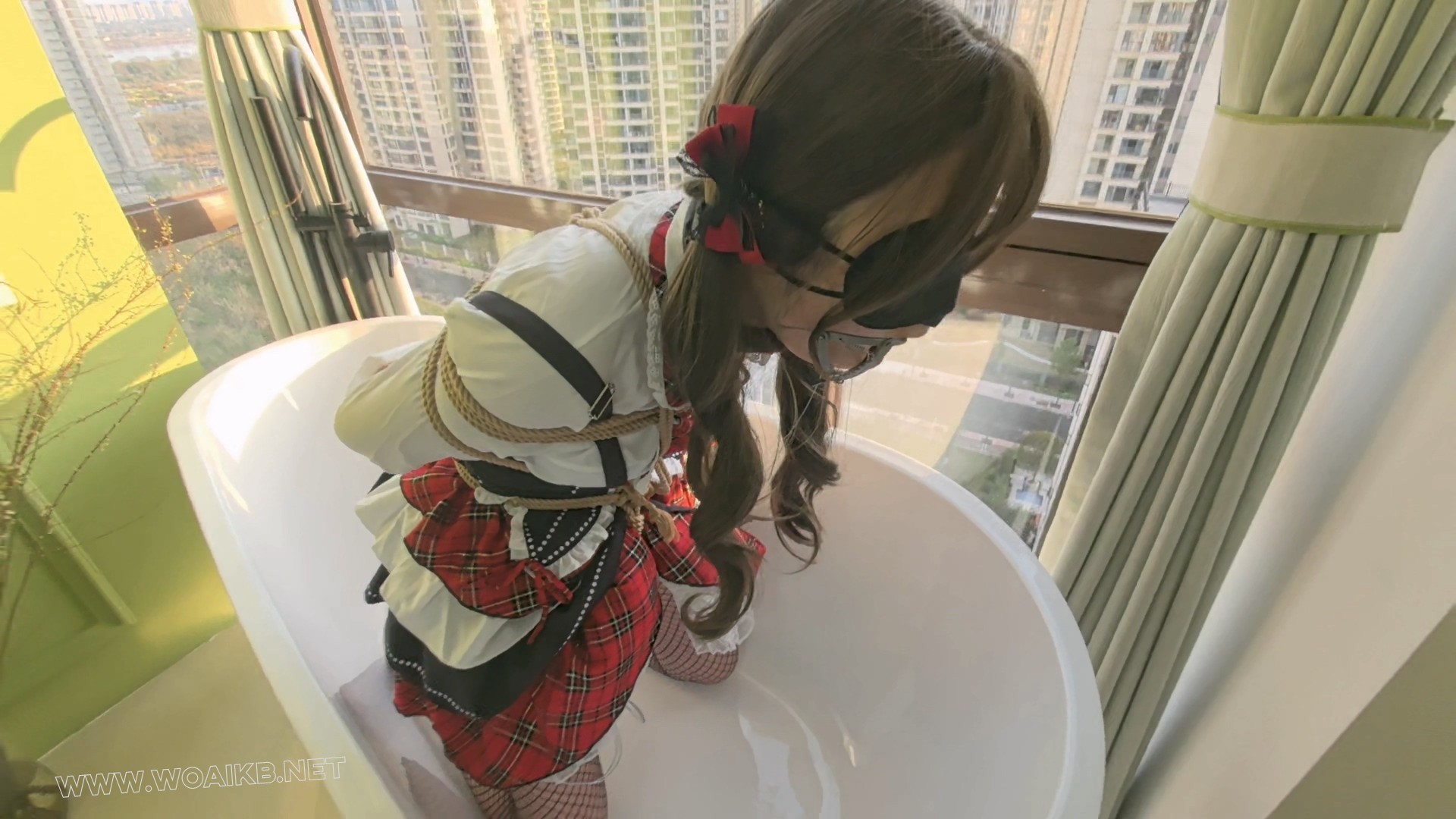 ◤暴走的小萝莉◢你以为她那么傻不会说安全词吗？说安全词的前提是那得有安全词，... 预览图