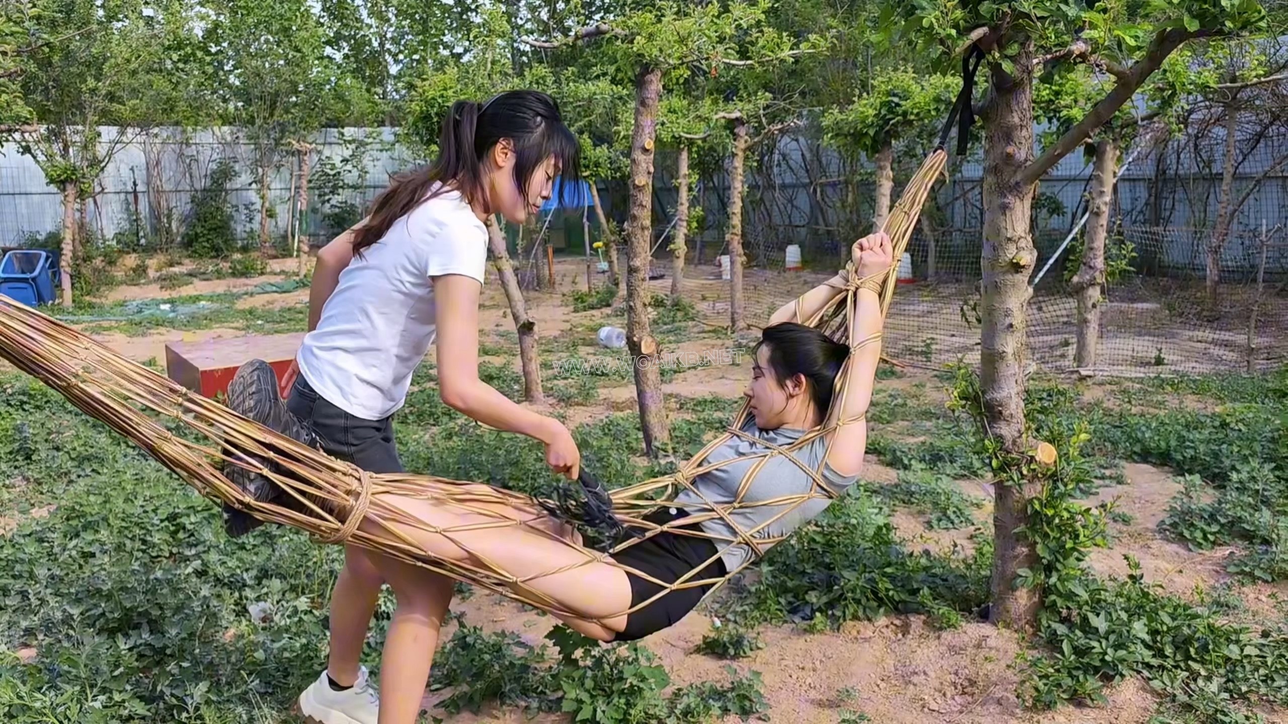 女斗三 预览图